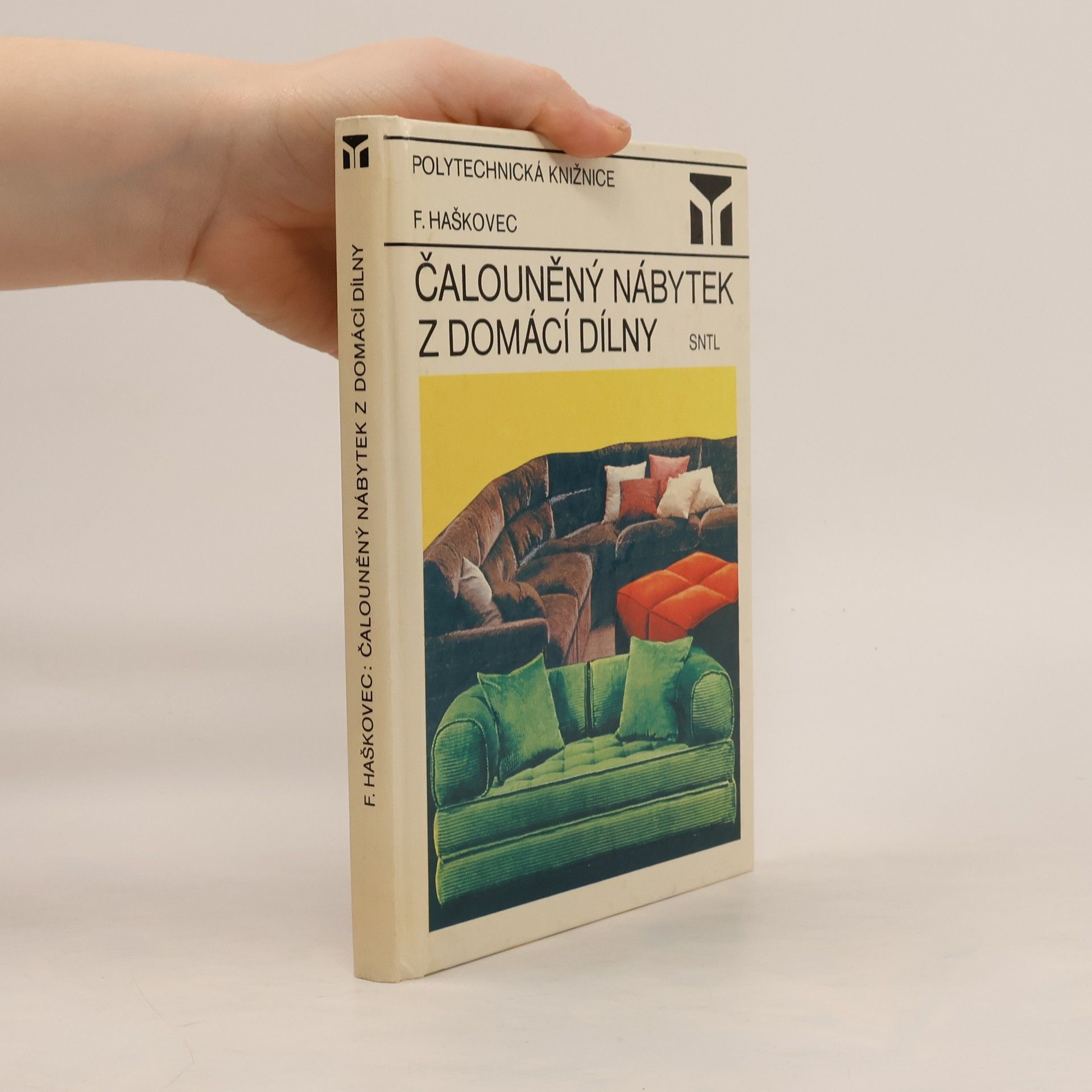 Čalouněný nábytek z domácí dílny