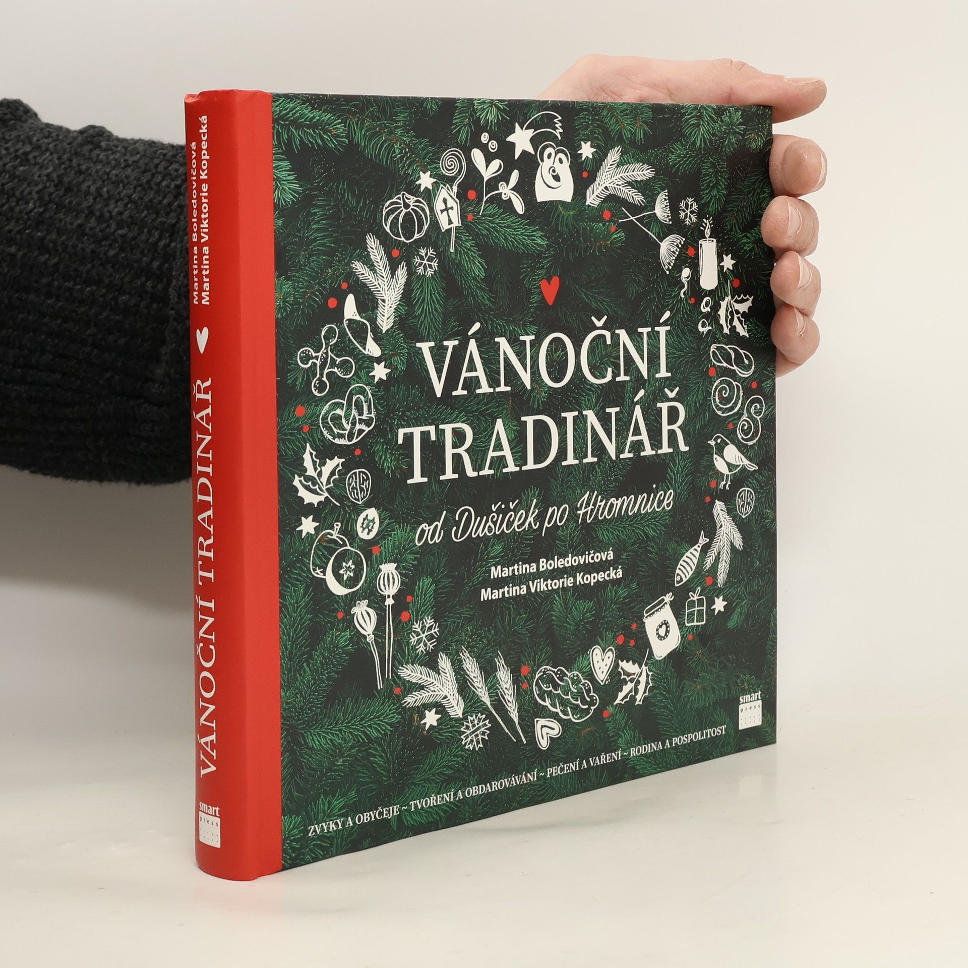 Vánoční tradinář : od Dušiček po Hromnice