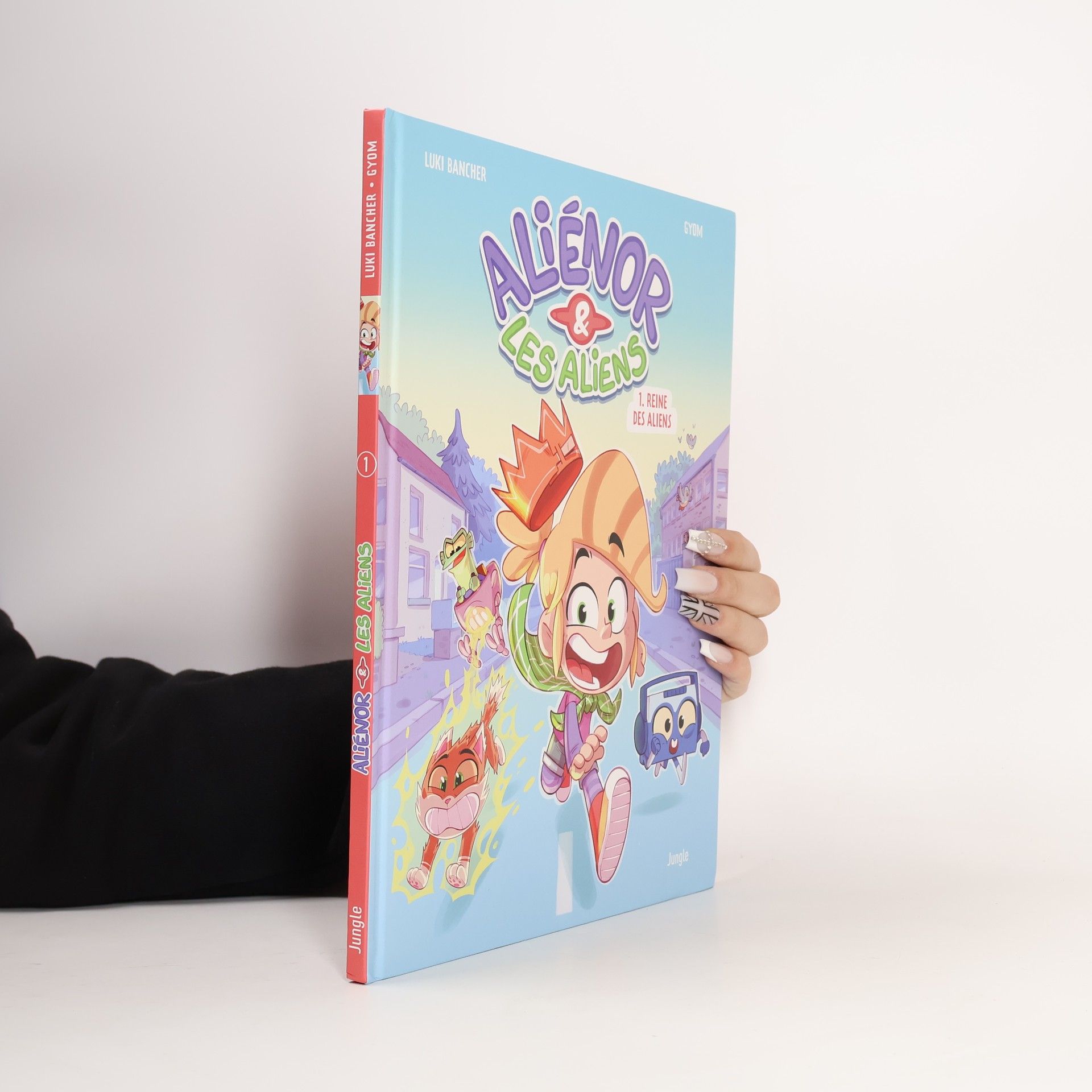 Luki Bancher  Aliénor et les aliens 1: Reine des aliens