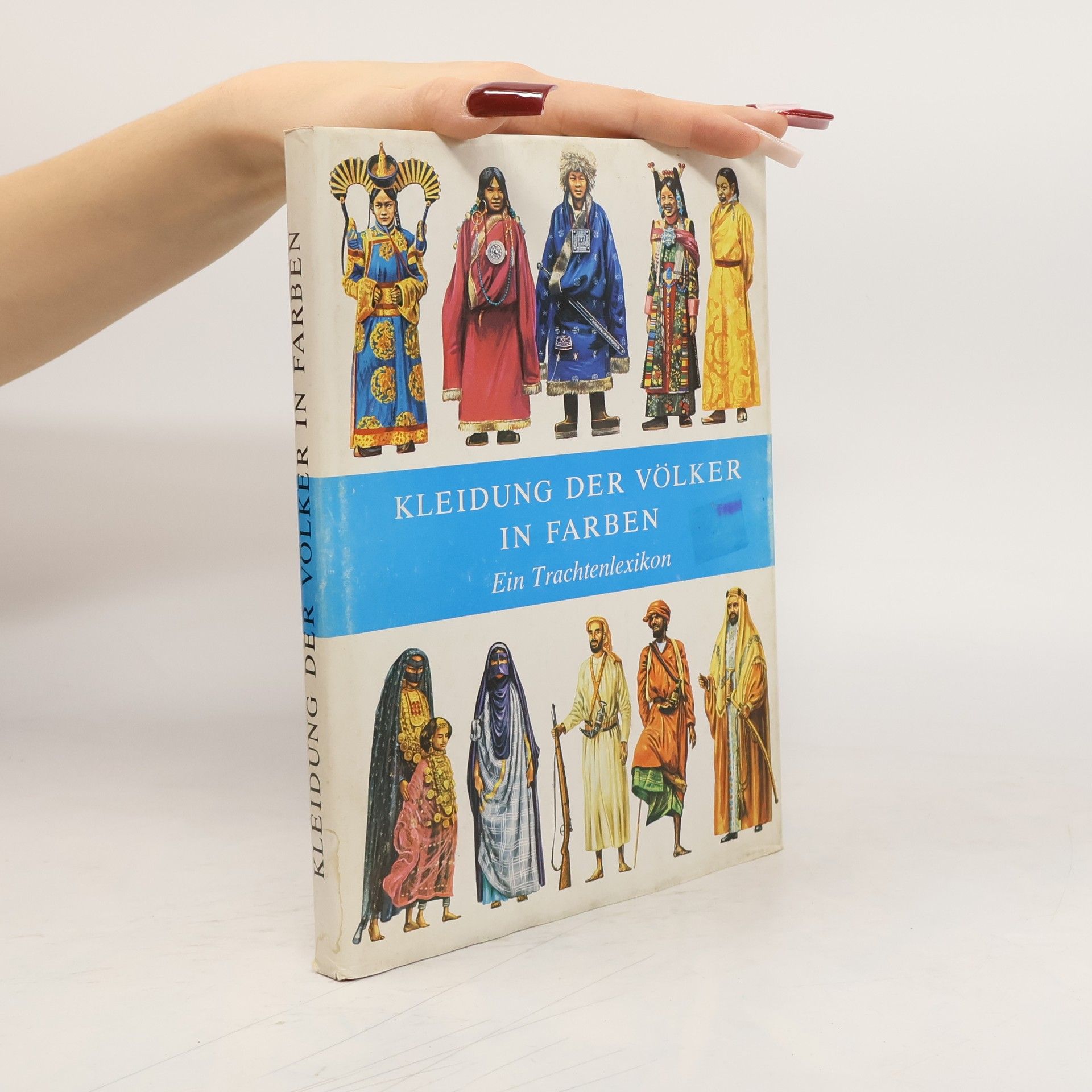 Kleidung der Völker in Farben