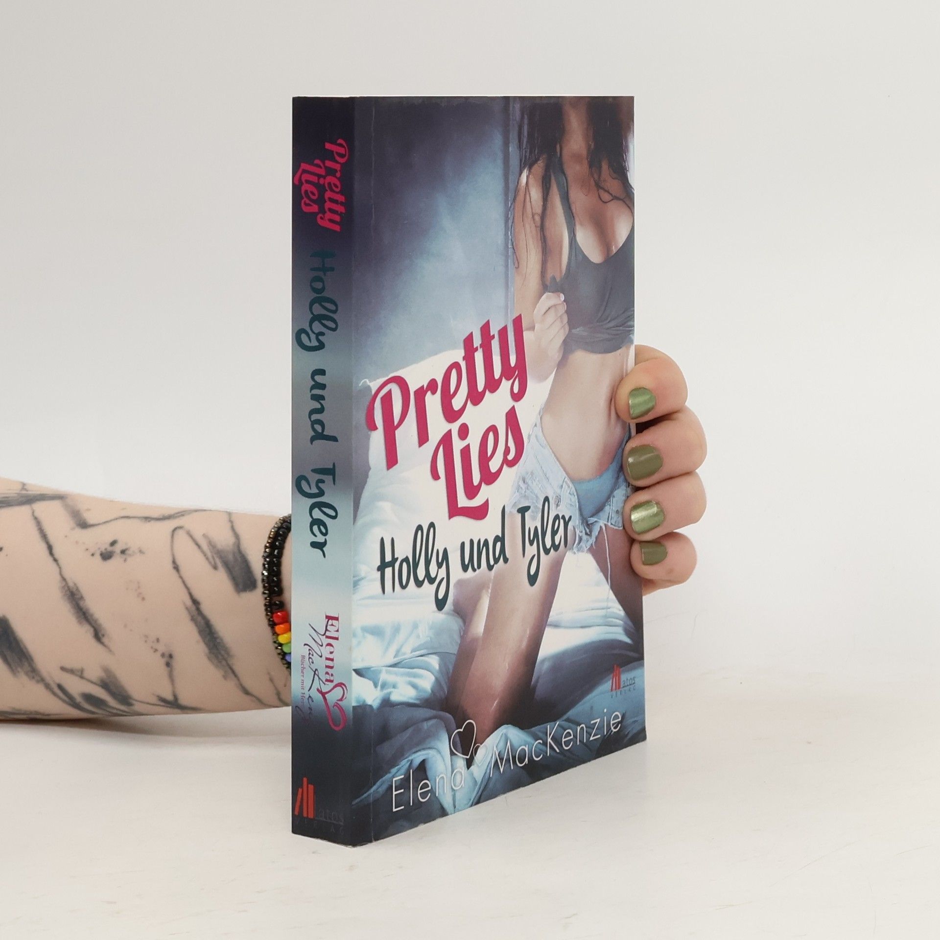 Elena MacKenzie Pretty Lies