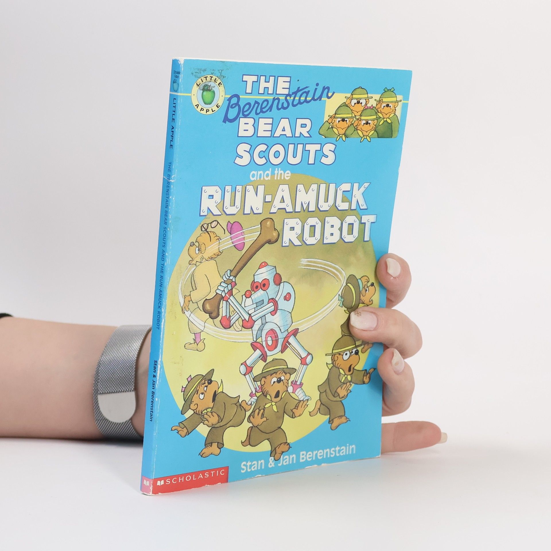 Stan Berenstain The Berenstain Bear Scouts and the Run-Amuck Robot