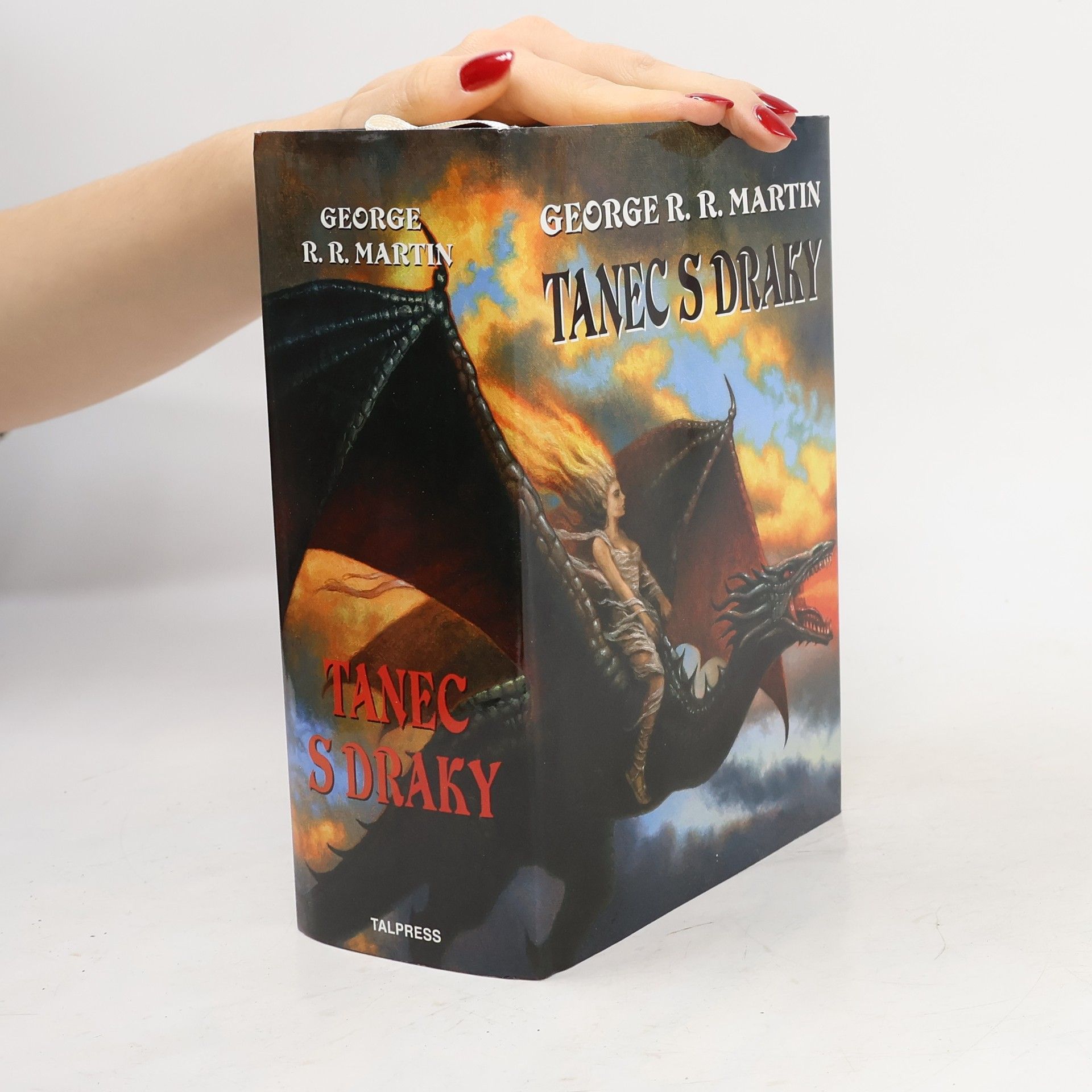 George R. R. Martin Tanec s draky