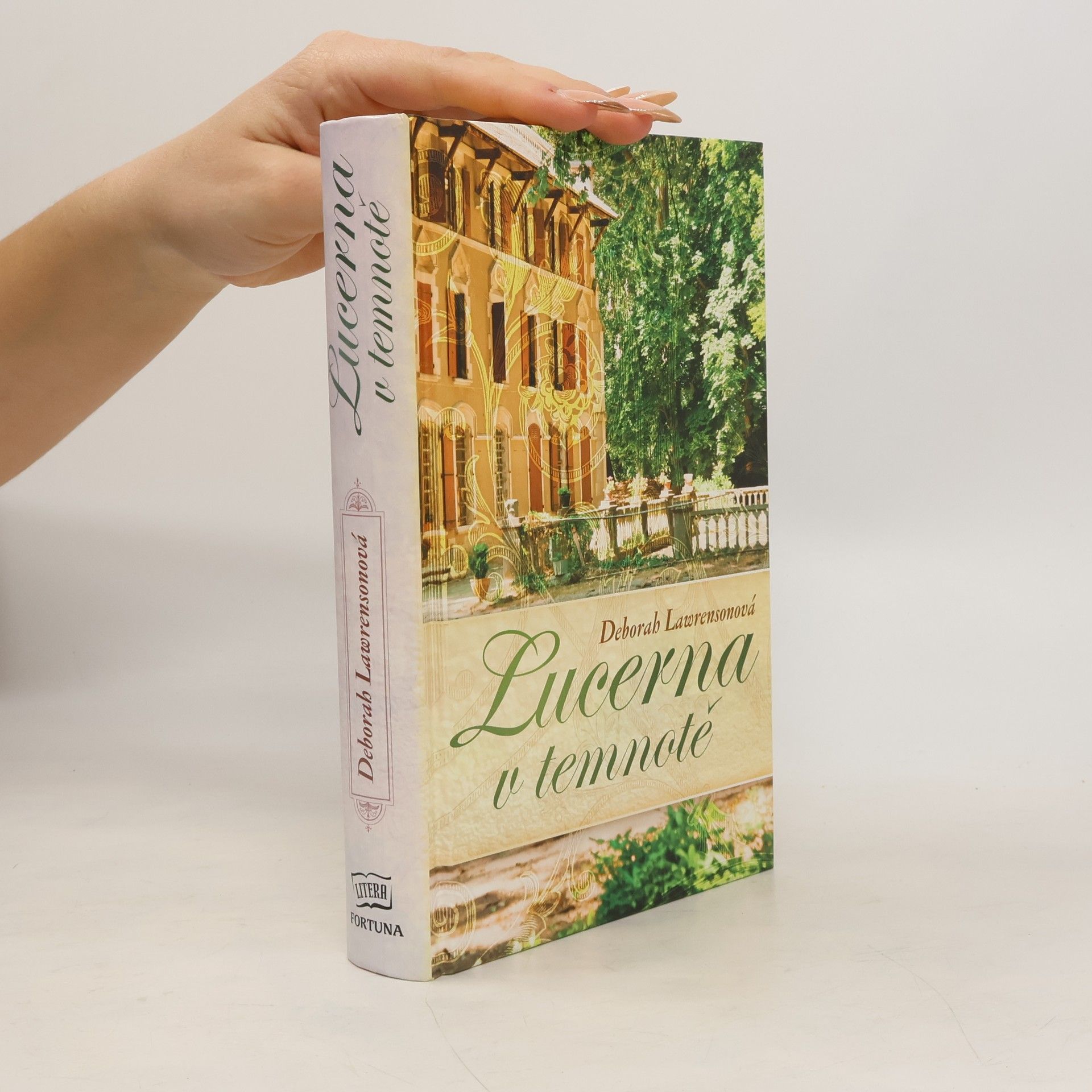 Deborah Lawrenson Lucerna v temnotě