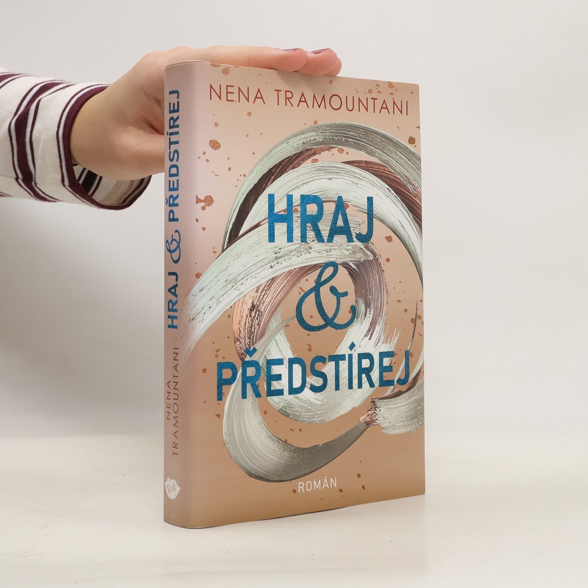 Nena Tramountani Hraj & předstírej