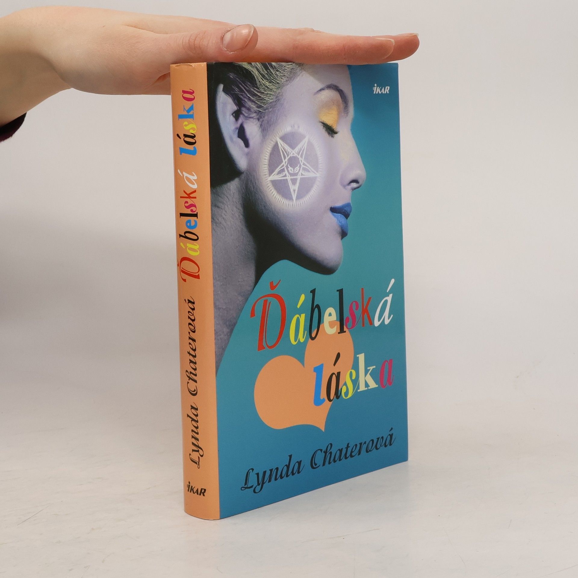 Lynda Chater Ďábelská láska