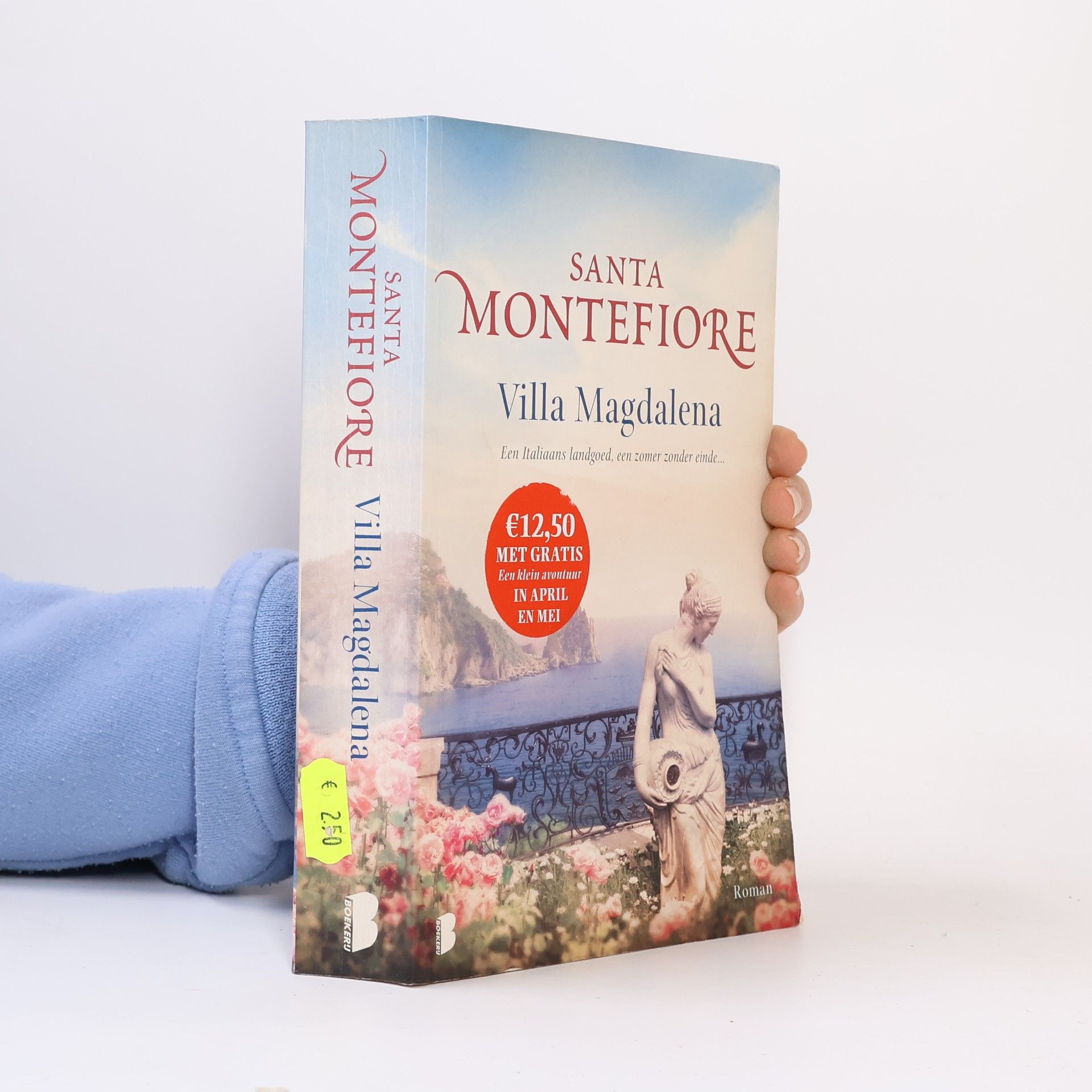 Santa Montefiore Villa Magdalena