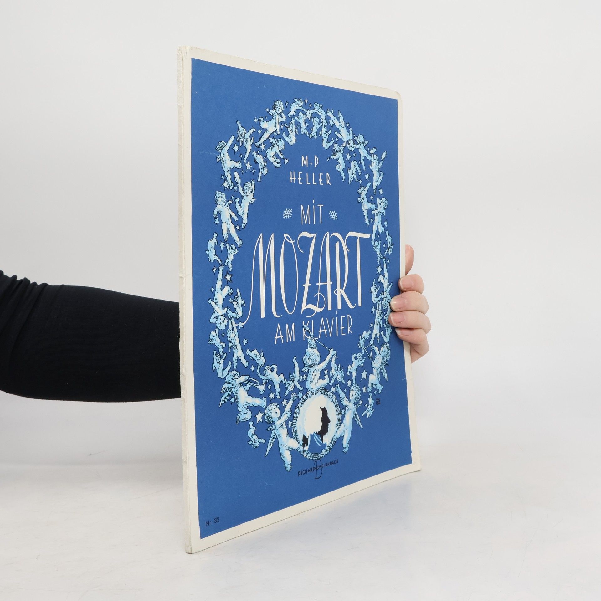 M. P. Heller Mit Mozart am Klavier