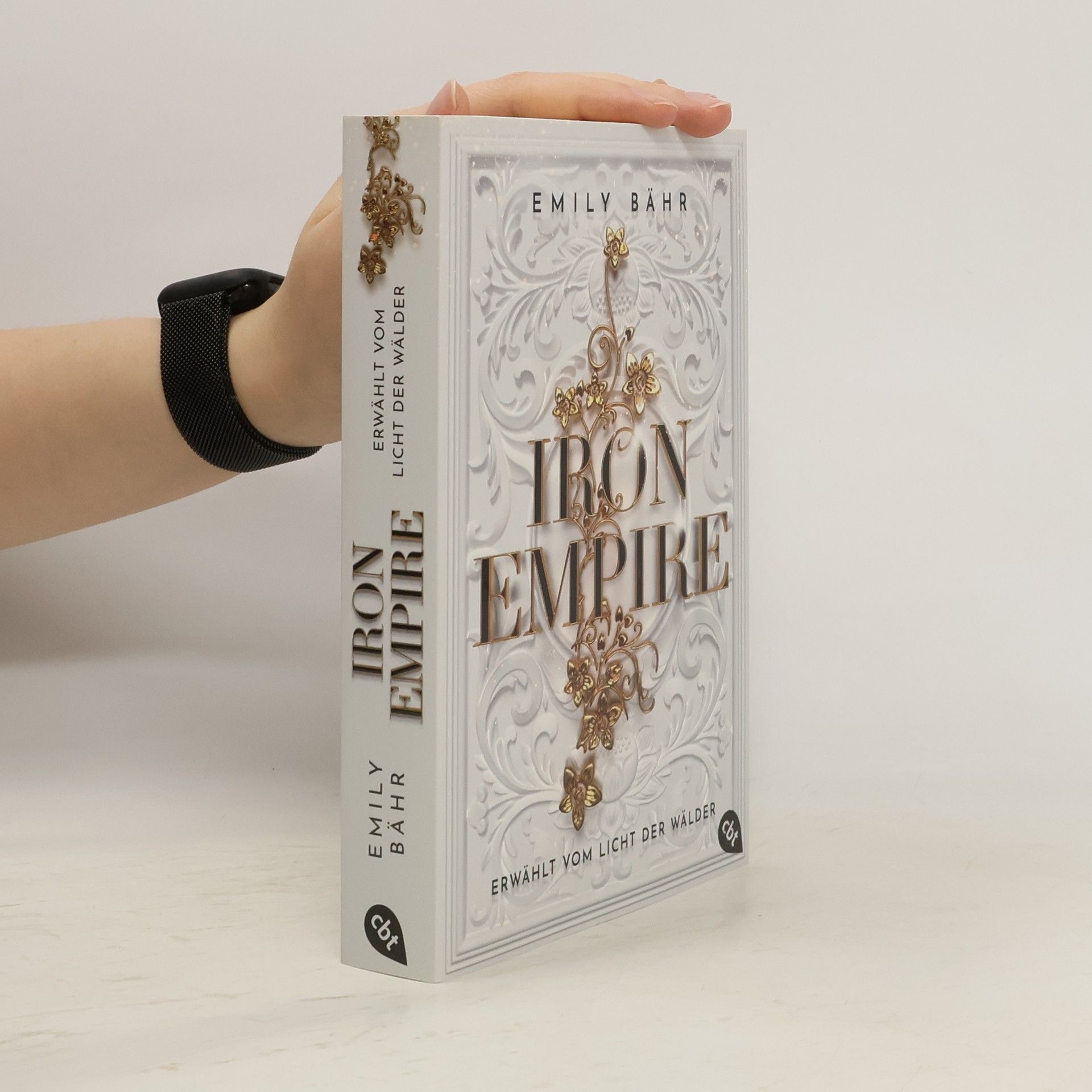 Iron Empire – Erwählt vom Licht der Wälder