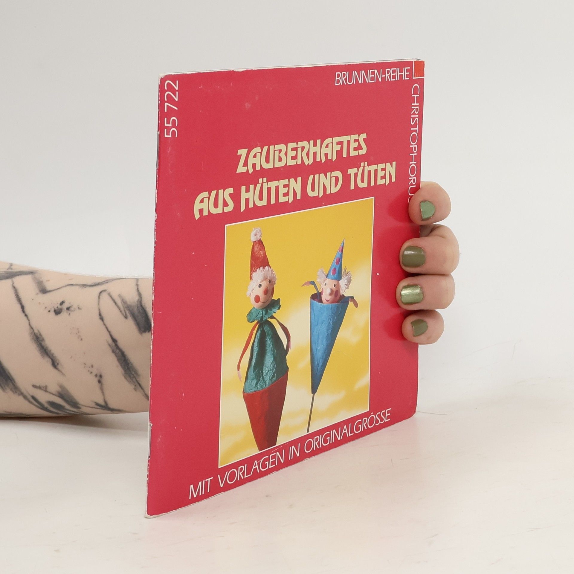 Ingrid Moras Brunnen-Reihe, Zauberhaftes aus Hüten und Tüten