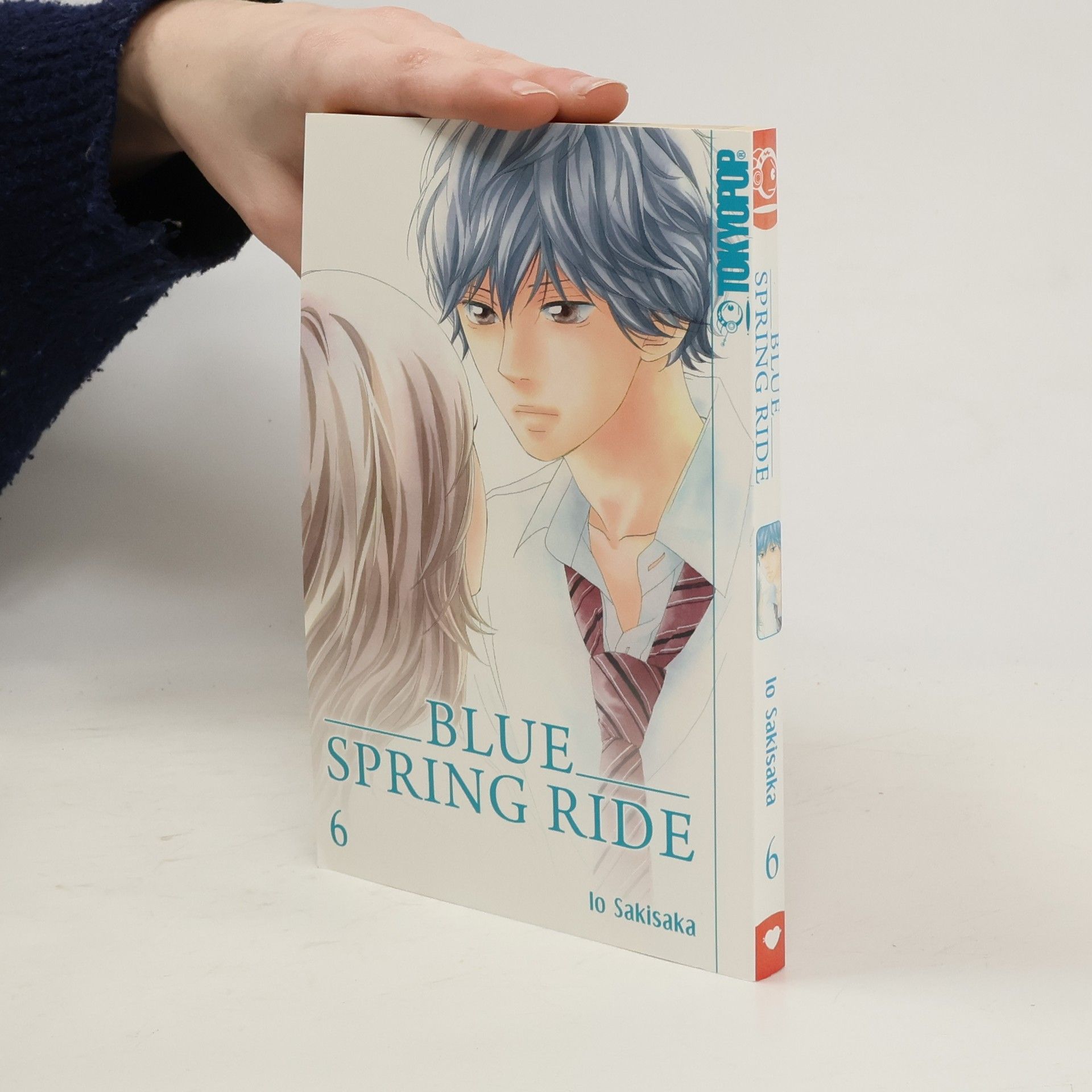 Io Sakisaka Blue spring ride 6