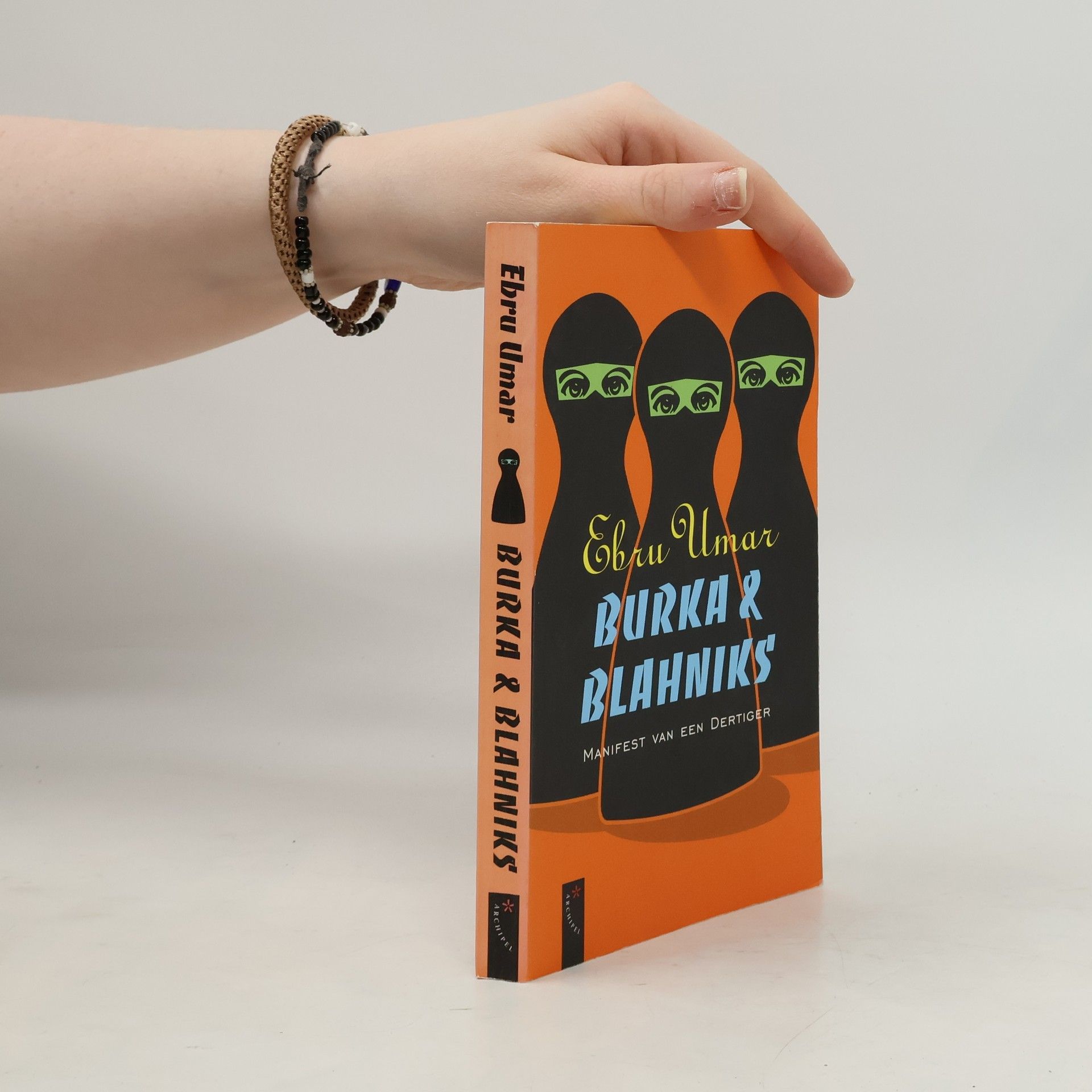 Ebru Umar Burka & Blahniks