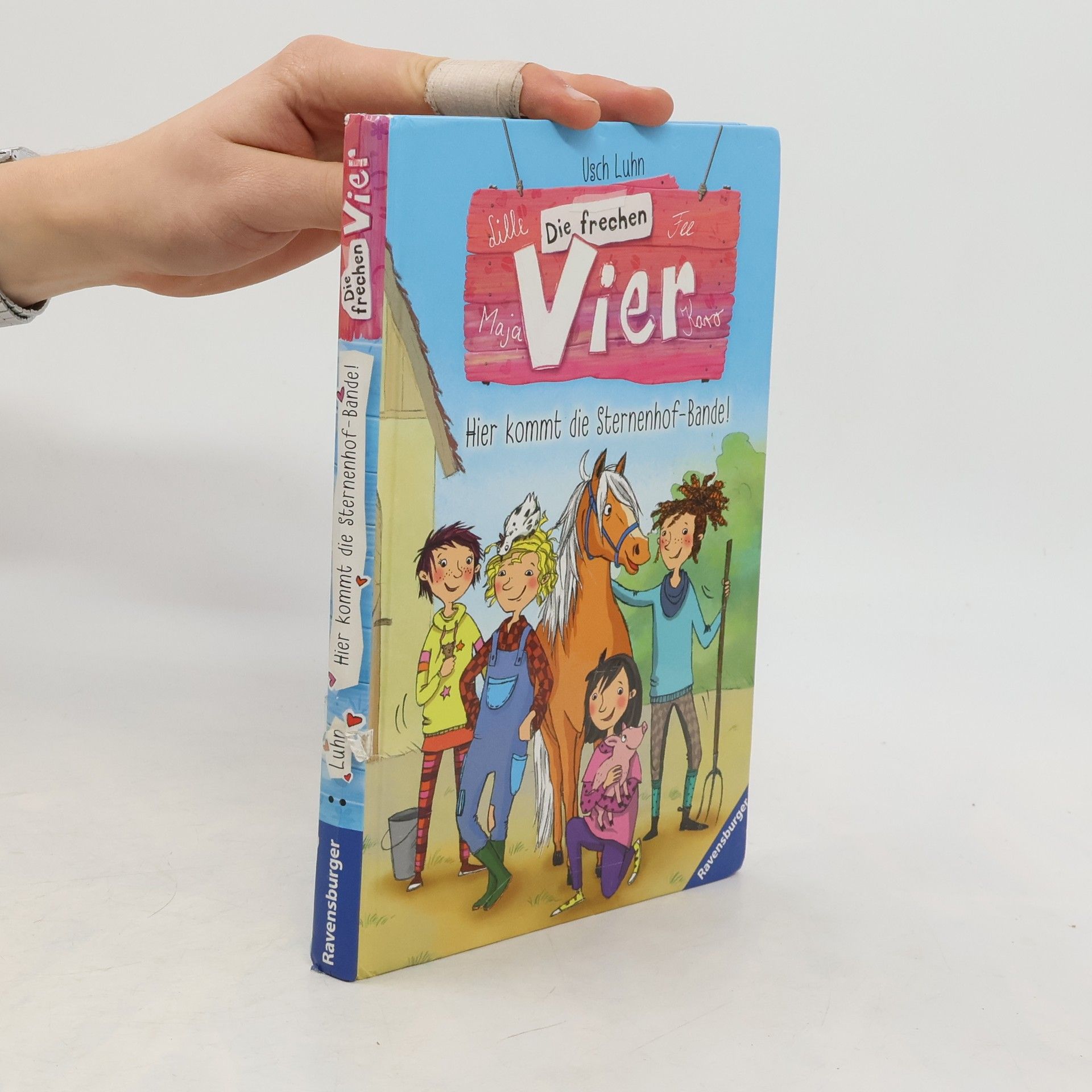 Usch Luhn Die frechen Vier. Hier kommt die Sternenhof-Bande!