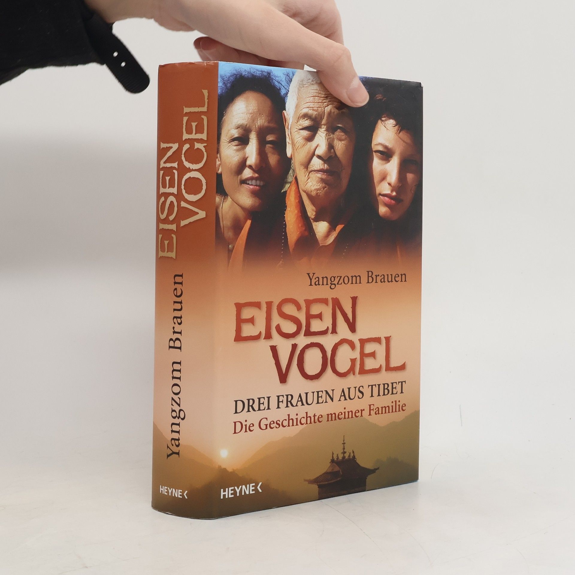 Yangzom Brauen Eisenvogel