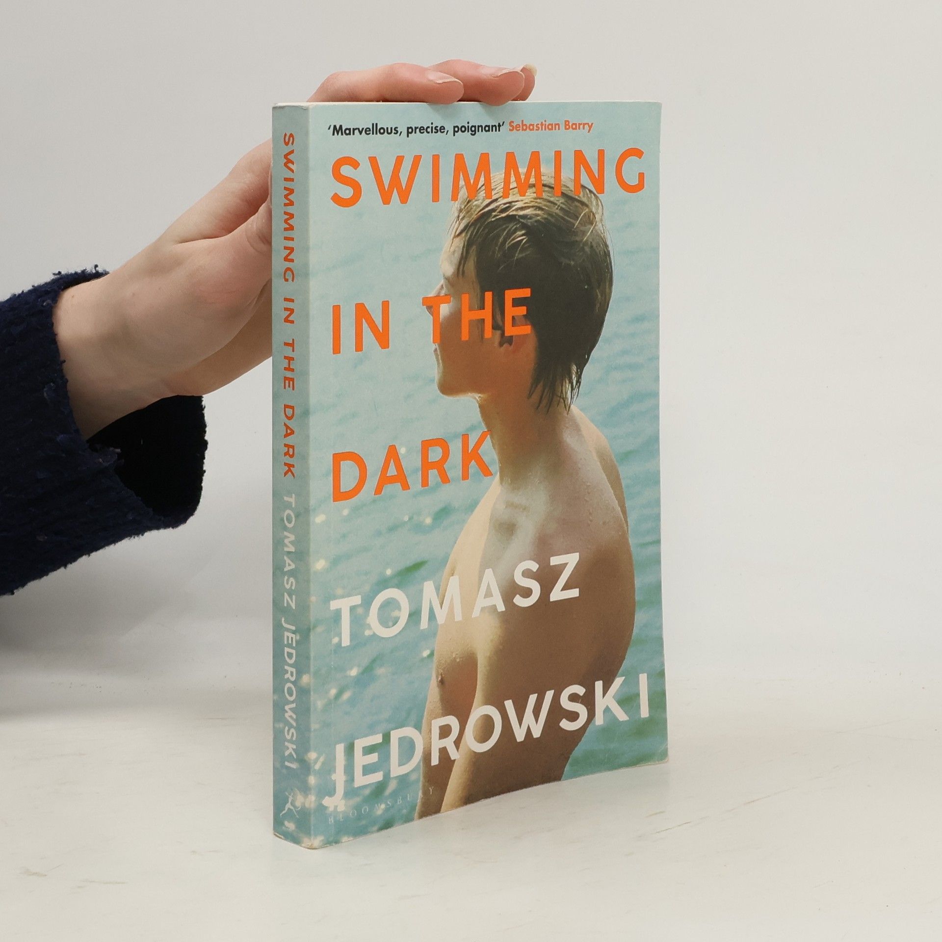 Tomasz Jędrowski Swimming in the Dark