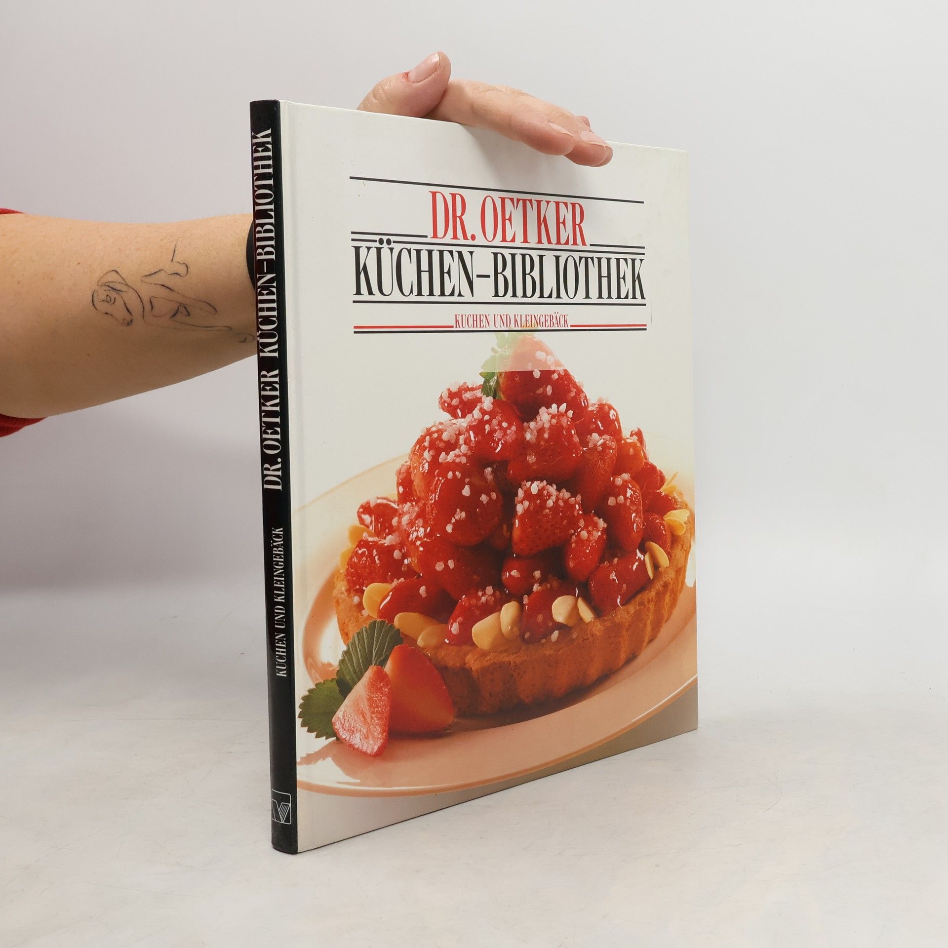 Various authors Dr. Oetker Küchen-Bibliothek. Puddinge, Cremes und andere Desserts