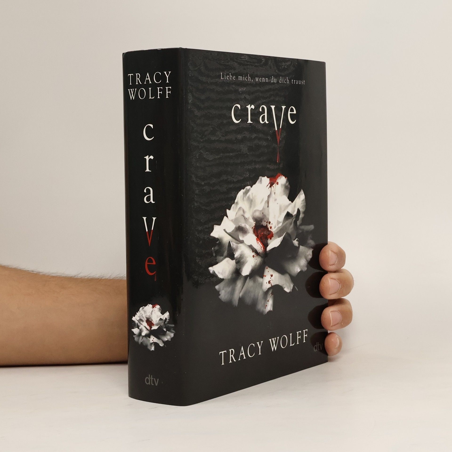 Tracy Wolff Crave