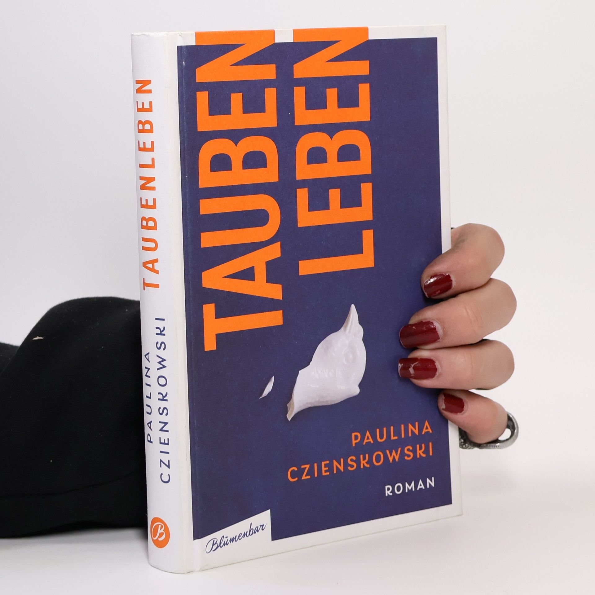 Paulina Czienskowski Taubenleben