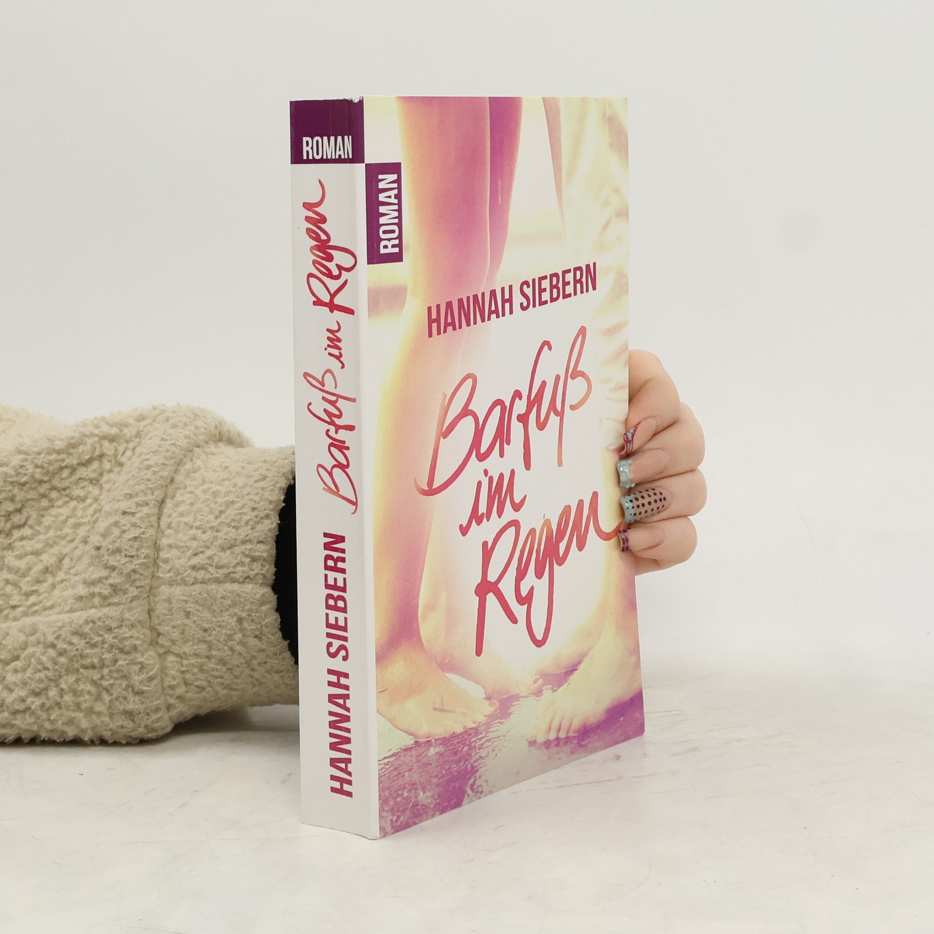 Hannah Siebern Barfuß im Regen