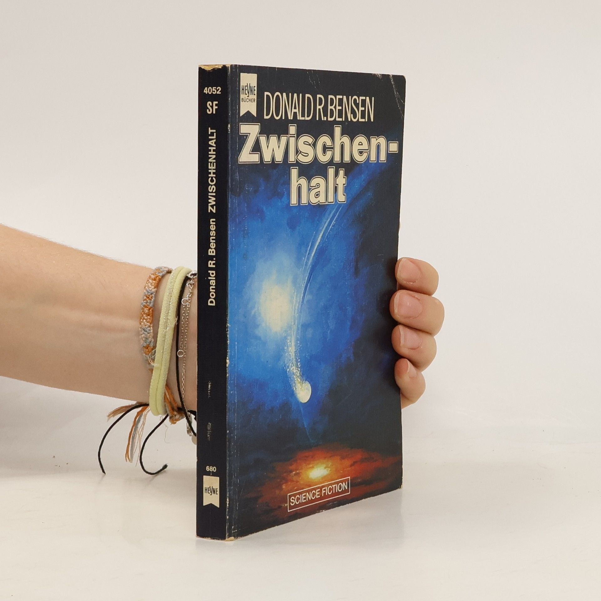Zwischenhalt. Science- Fiction- Roman.