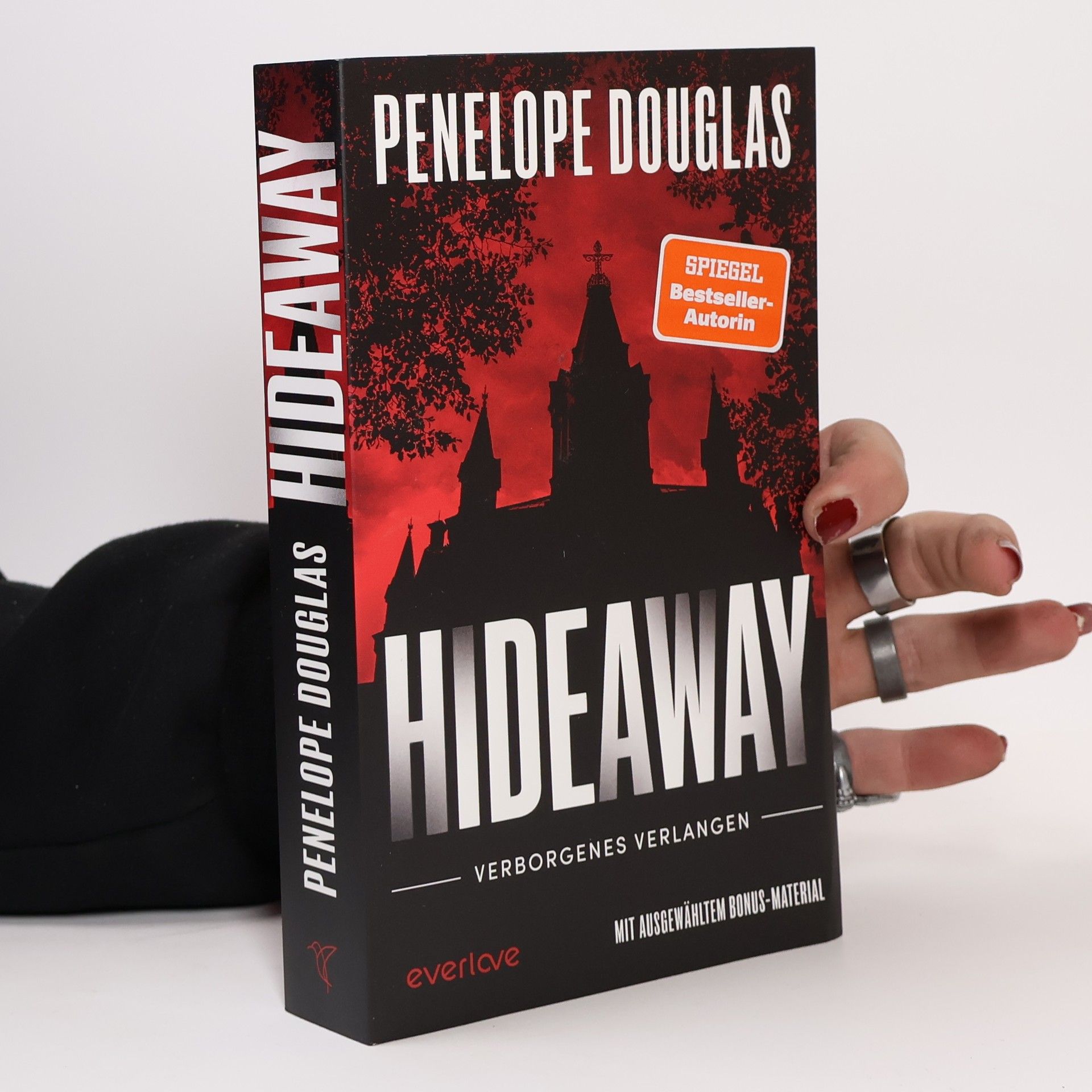 Penelope Douglas Hideaway - Verborgenes Verlangen / Devil’s Night Bd.2