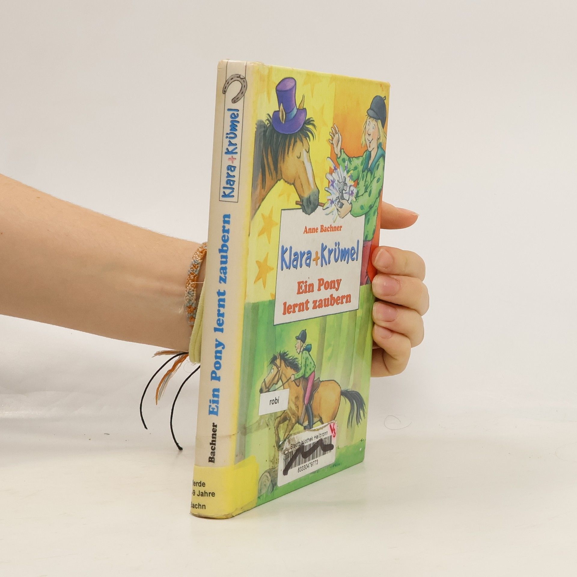 Klara + Krümel: Ein Pony lernt zaubern
