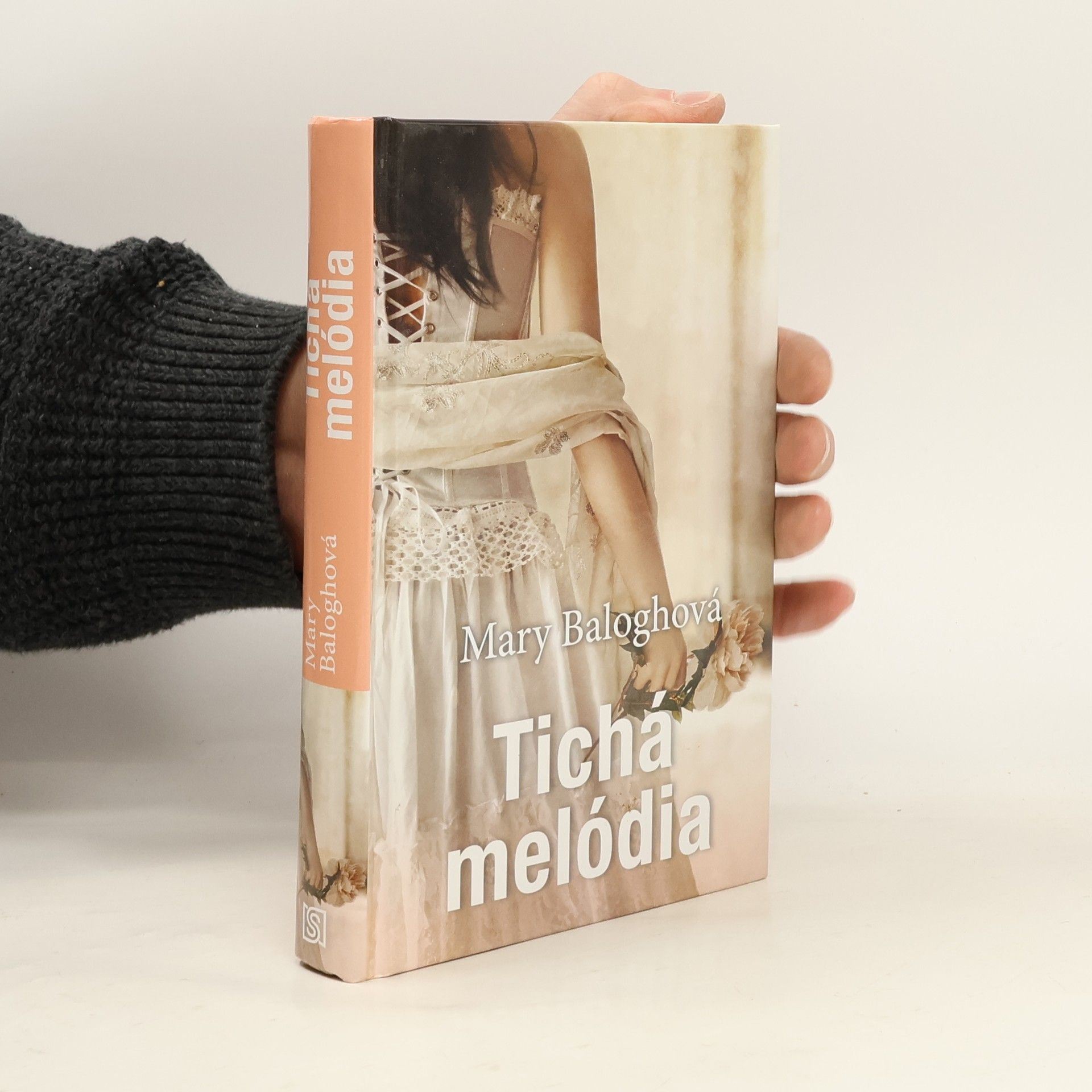 Mary Balogh Tichá melódia