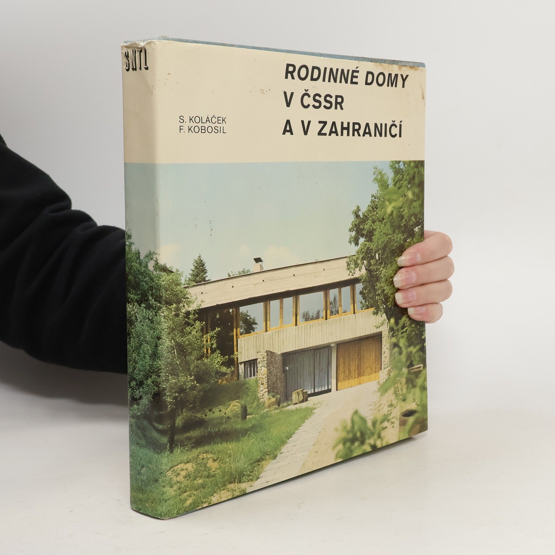 Rodinné domy v ČSSR a v zahraničí