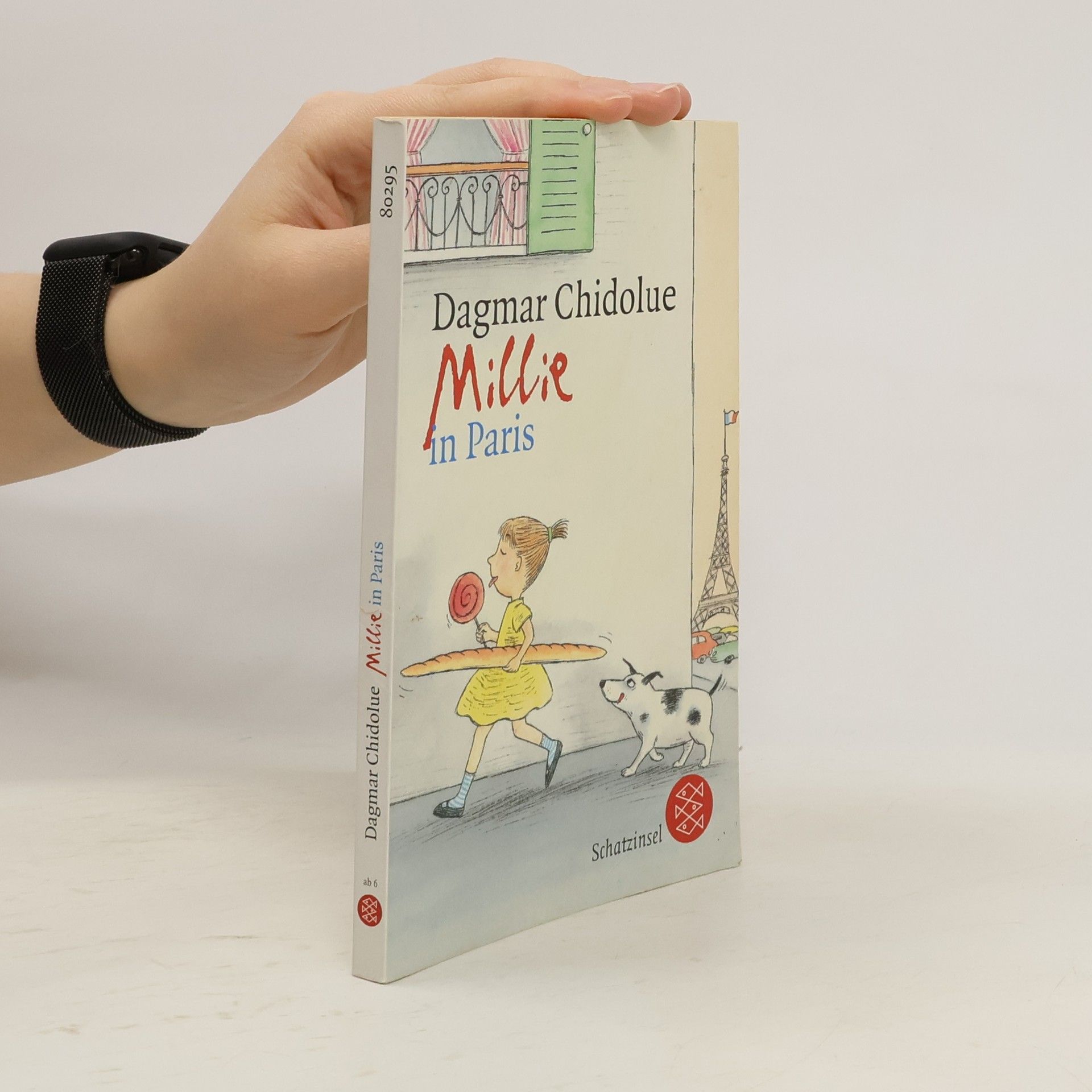 Dagmar Chidolue Millie in Paris