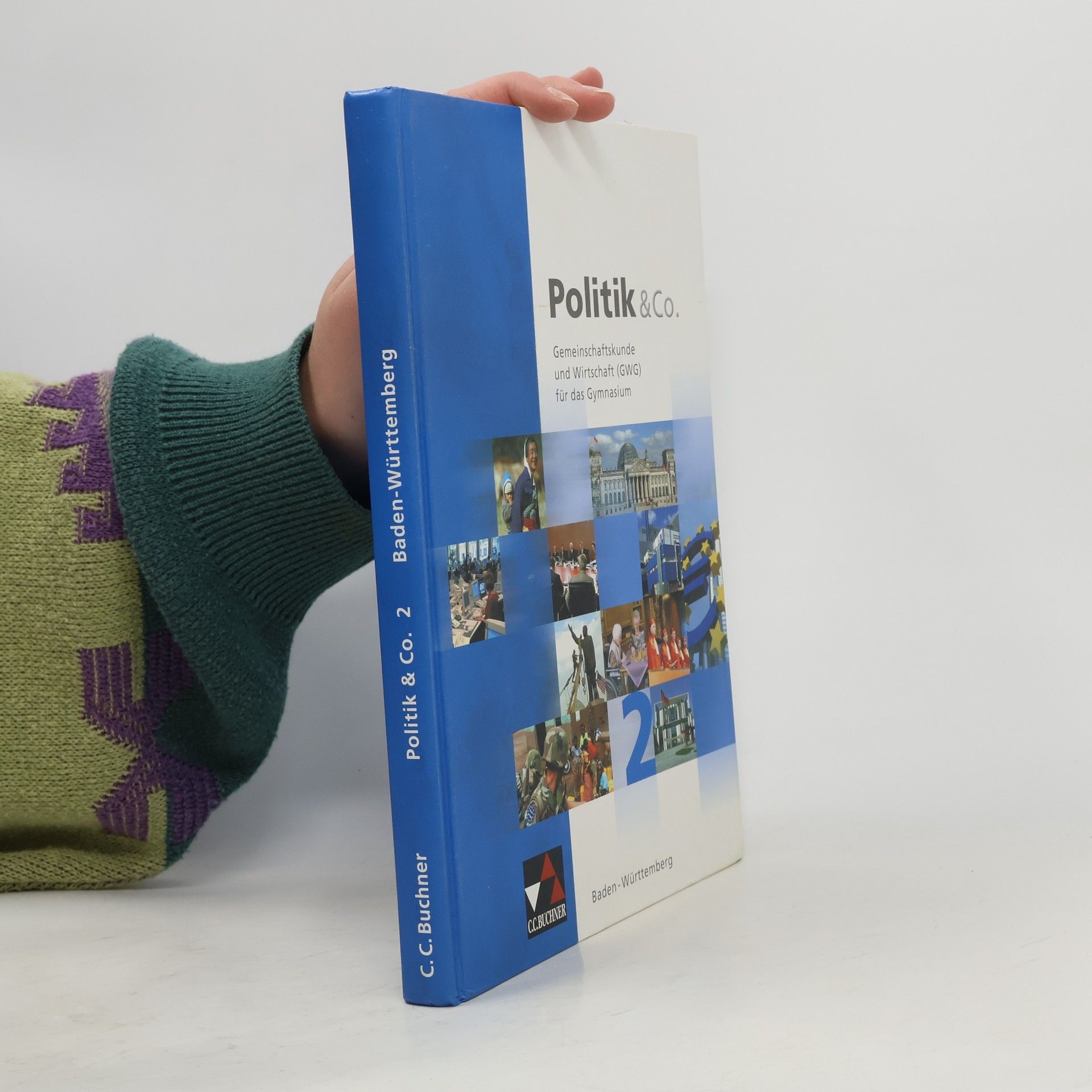 Various authors Politik & Co