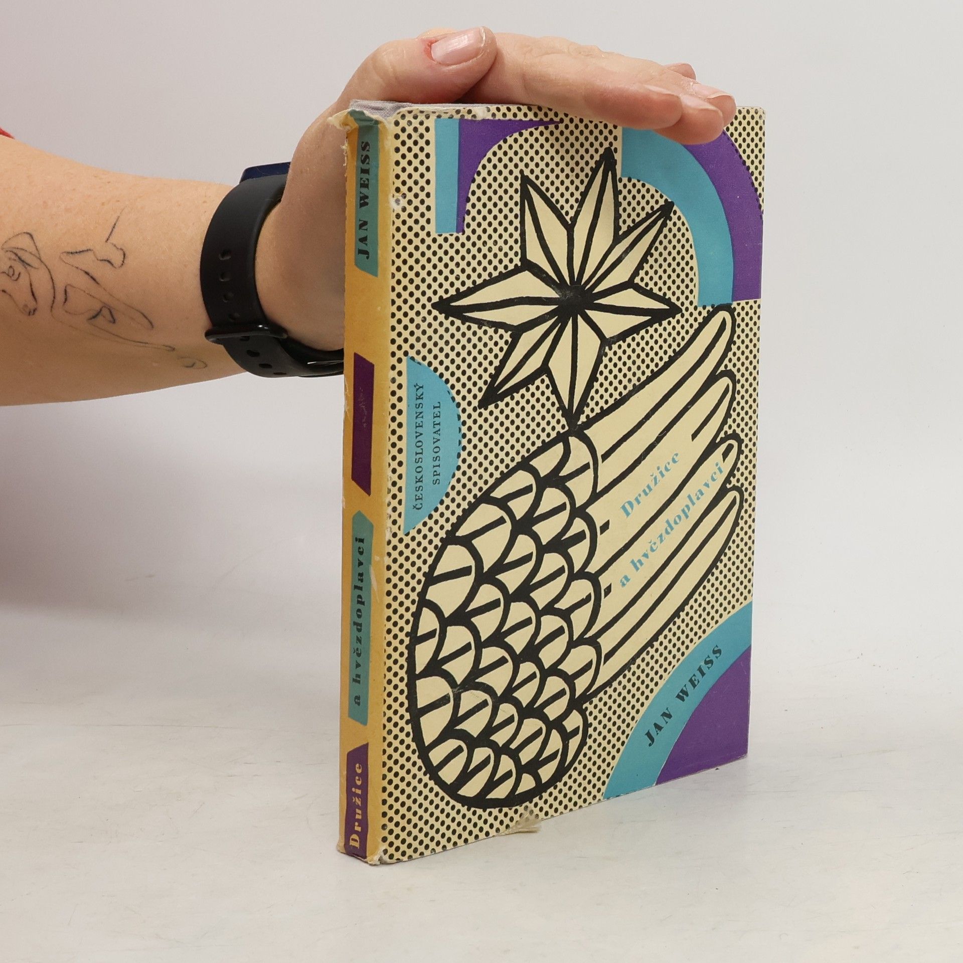 Jan Weiss Družice a hvězdoplavci. Fantastické povídky z let 1957-1960