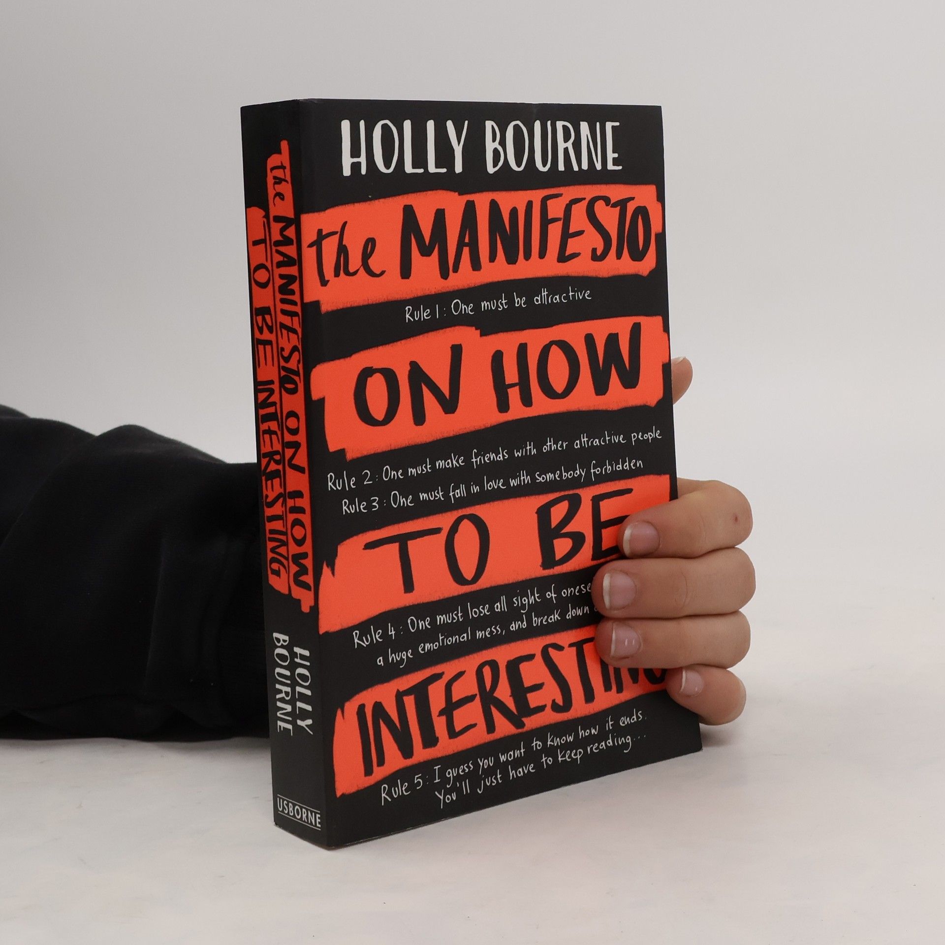 Holly Bourne The manifesto on how to be interesting