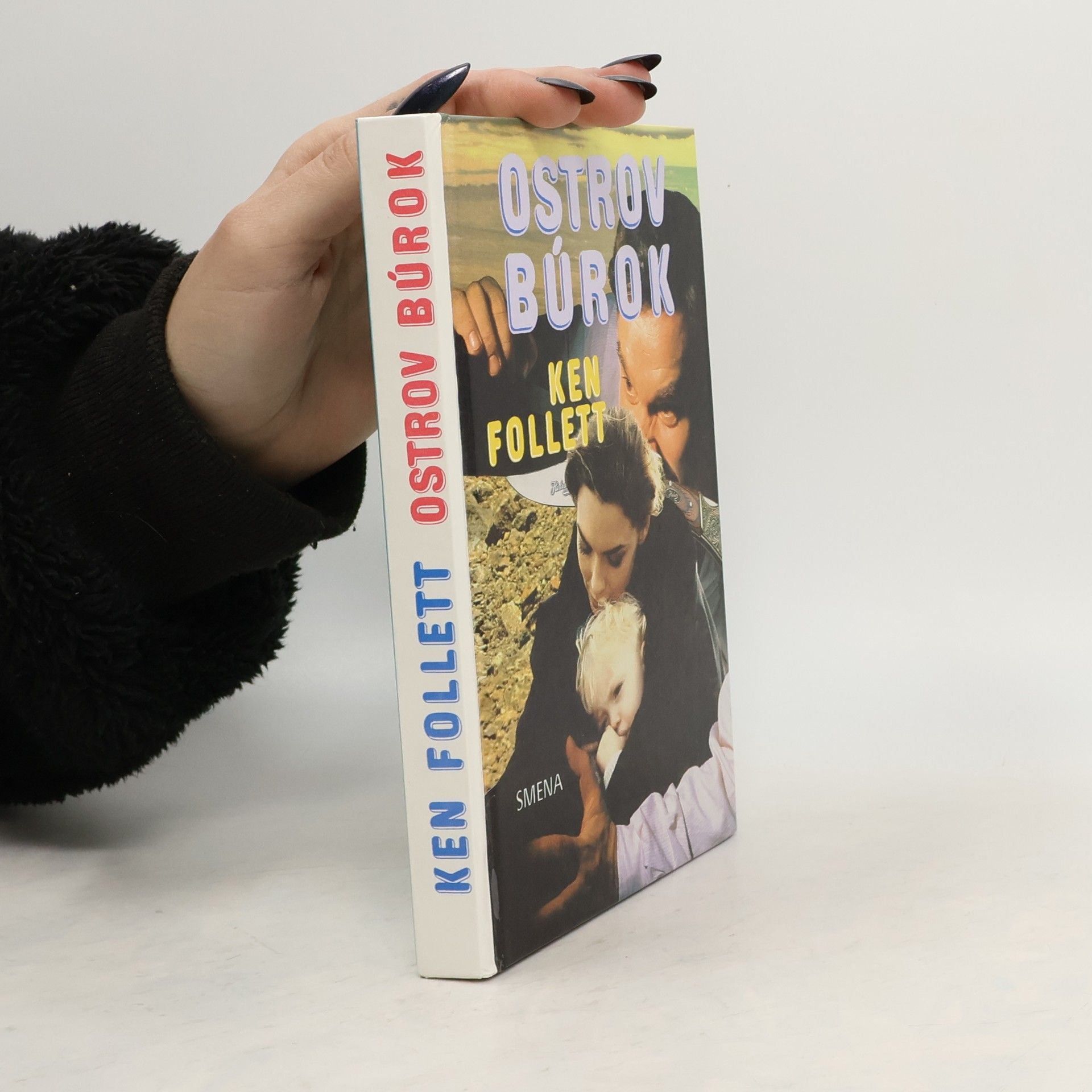 Ken Follett Ostrov búrok