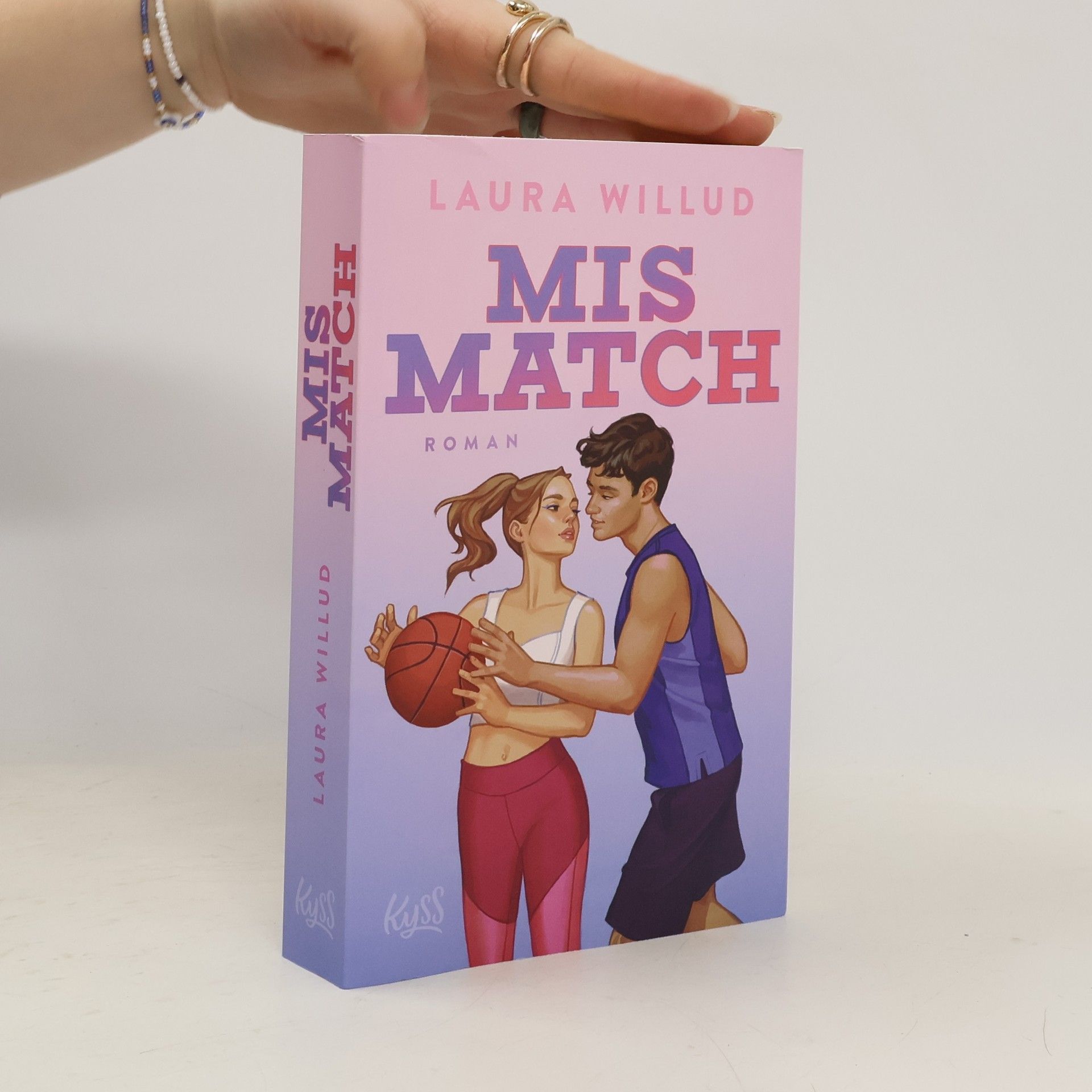 Laura Willud Mismatch