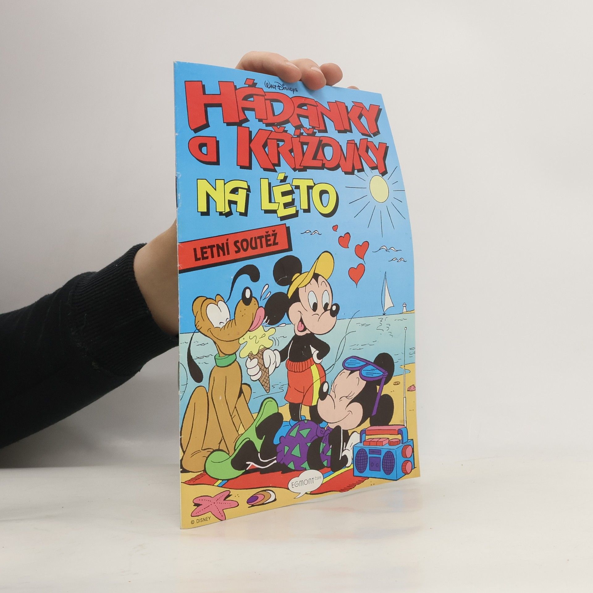 AA.VV. Hádanky a křížovky na léto