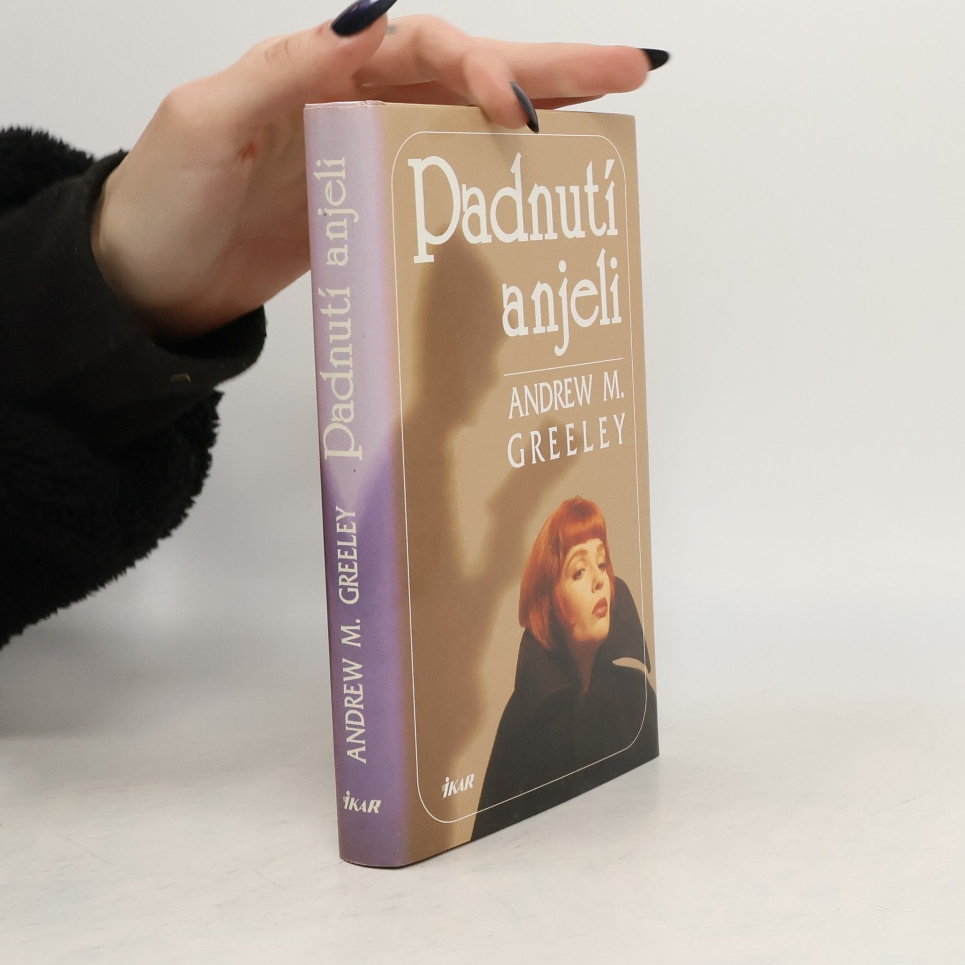 Andrew M.(Andrew Moran) Greeley Padnutí anjeli