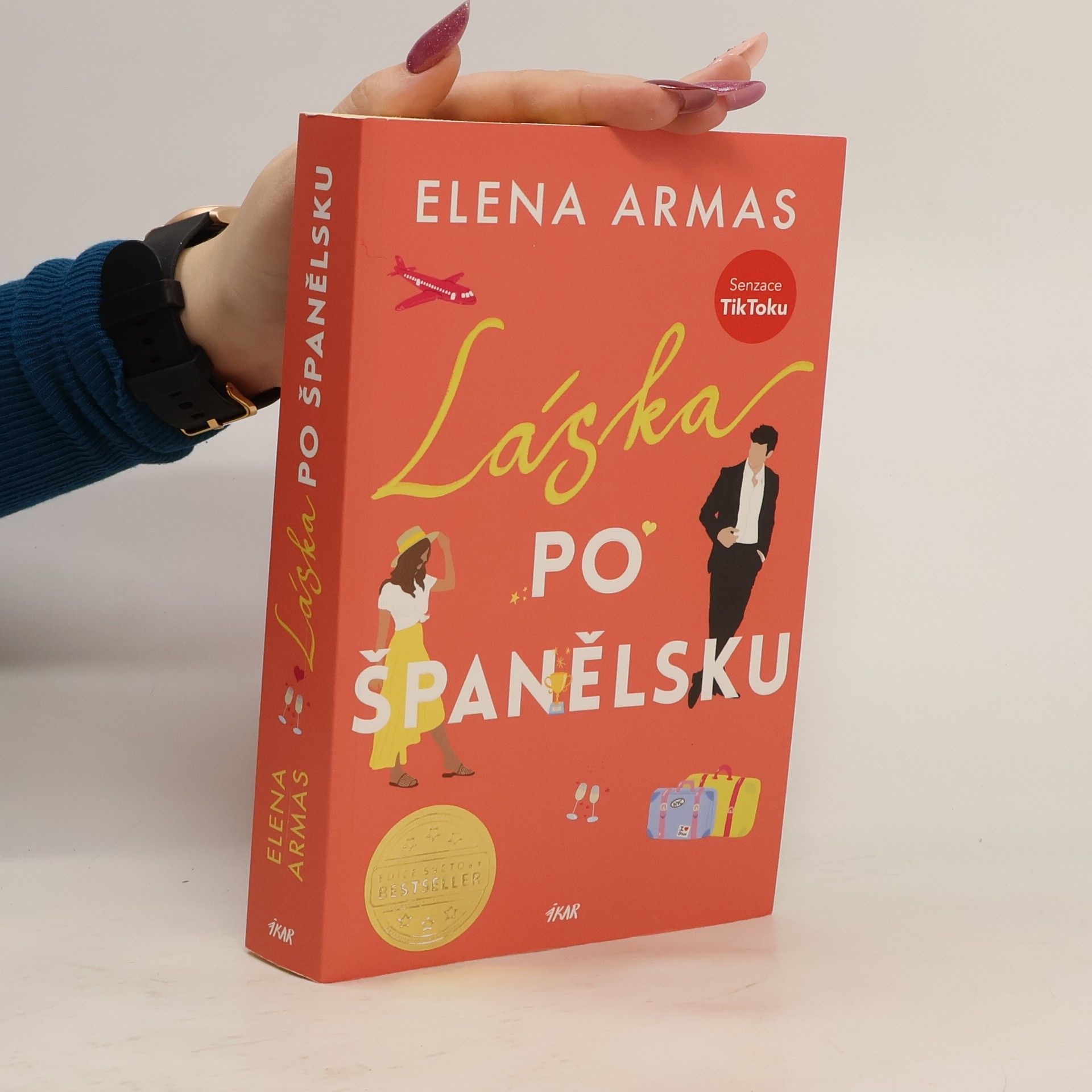 Elena Armas Láska po španělsku