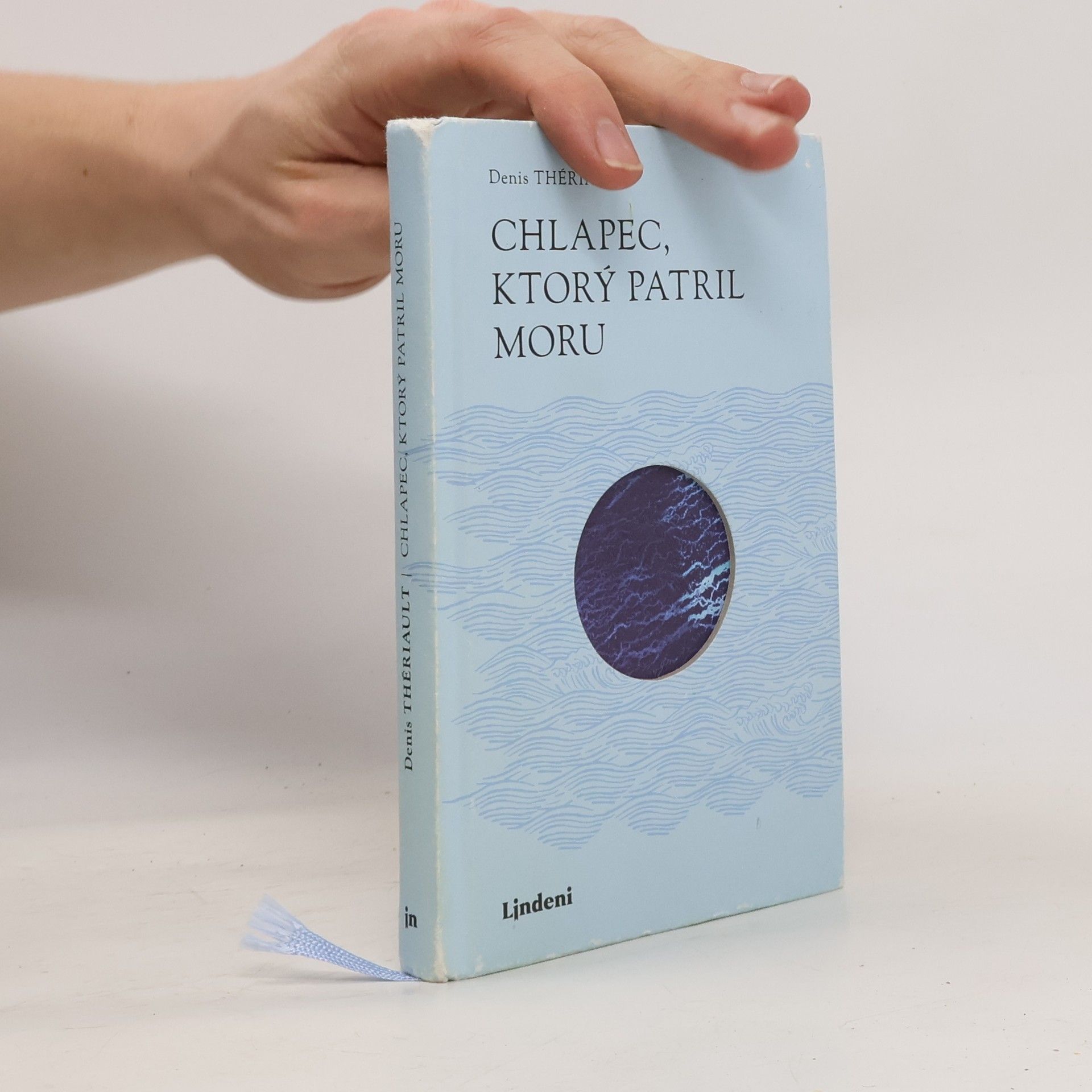 Denis Thériault Chlapec, ktorý patril moru