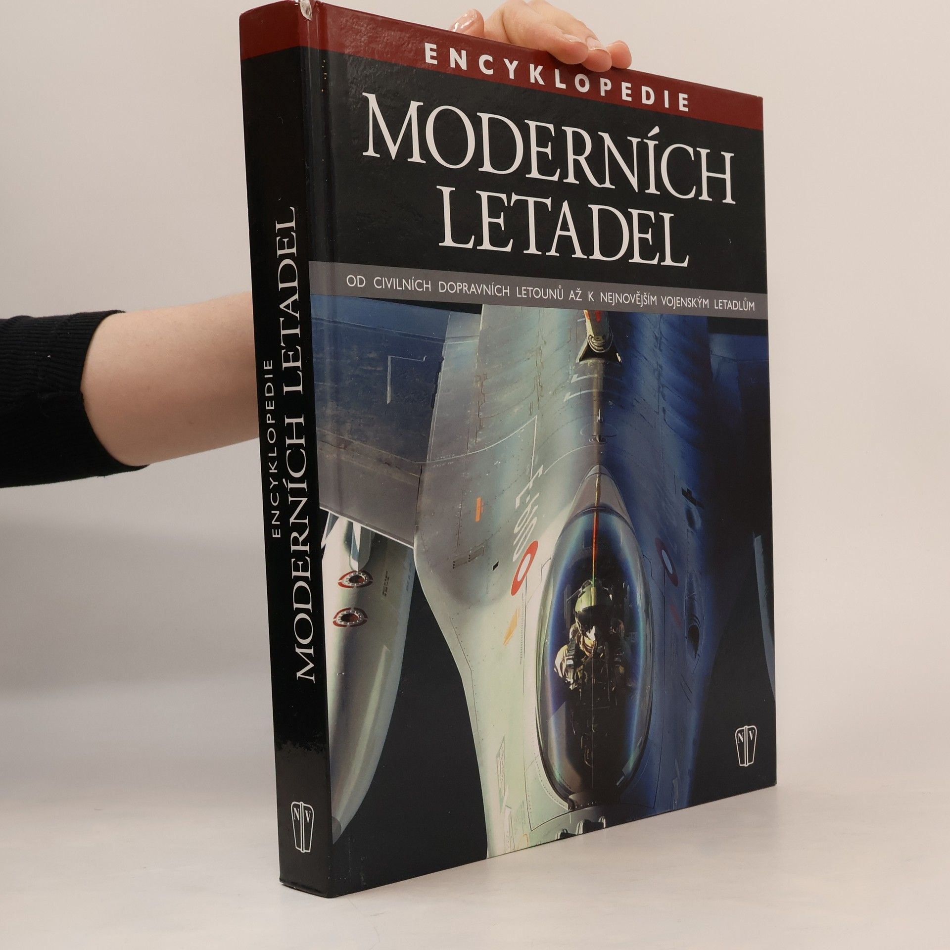 Jim Winchester Encyklopedie moderních letadel