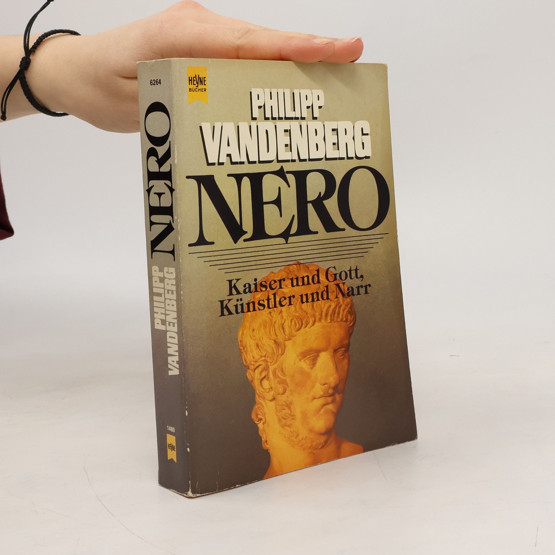 Philipp Vandenberg Nero