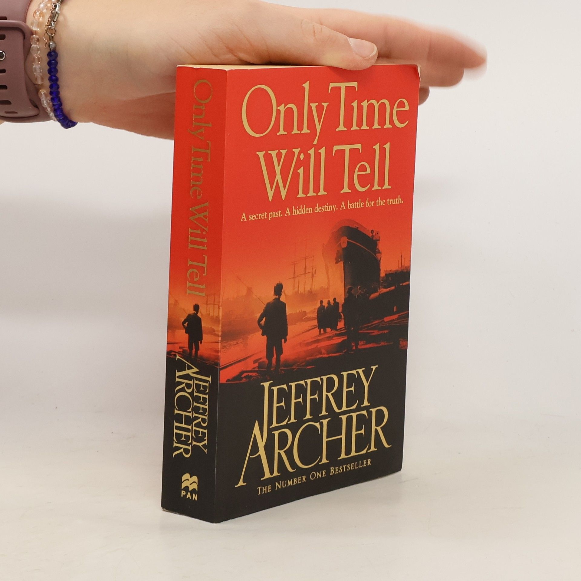 Jeffrey Archer Only time will tell : the Clifton chronicles (1. díl)