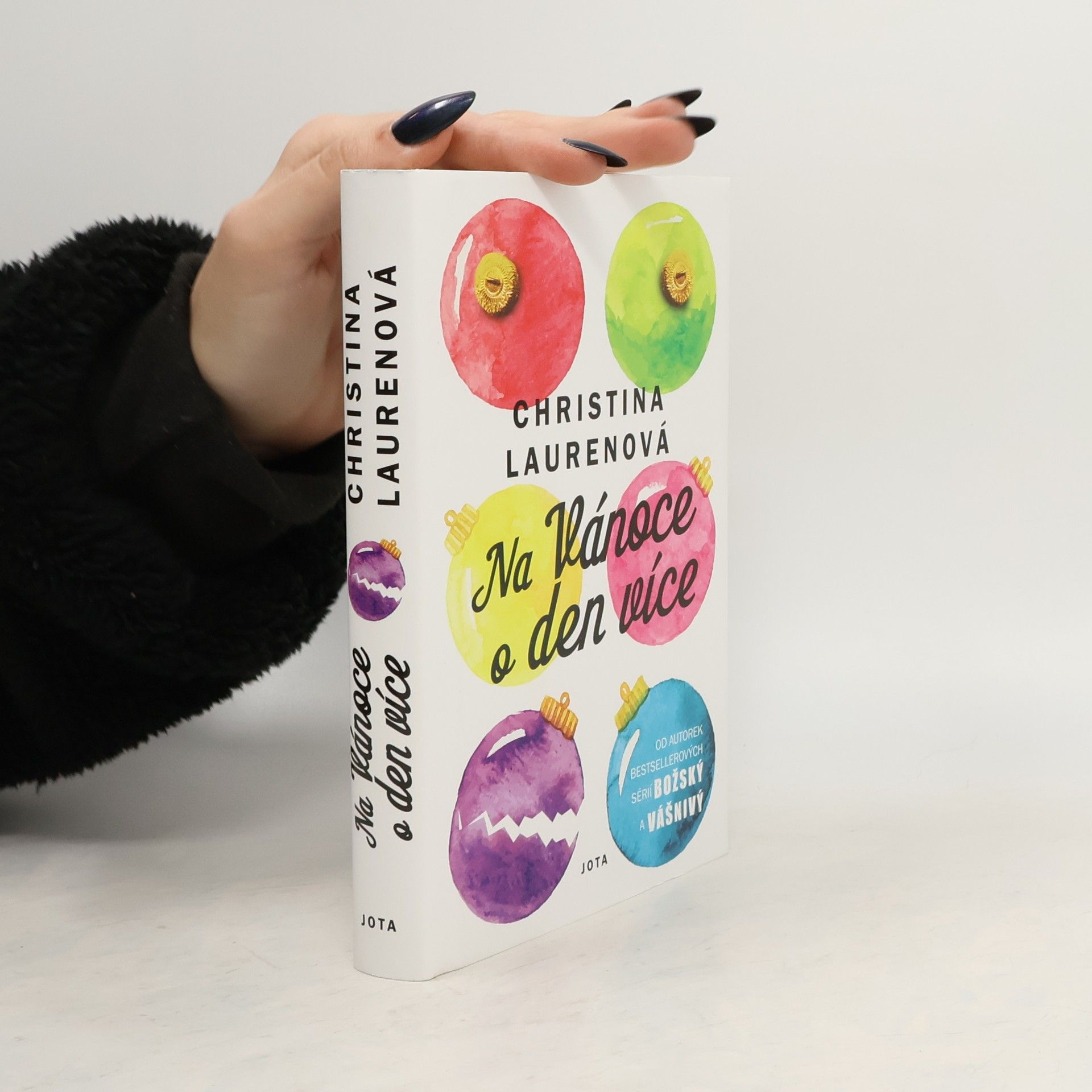 Christina Lauren Na Vánoce o den více