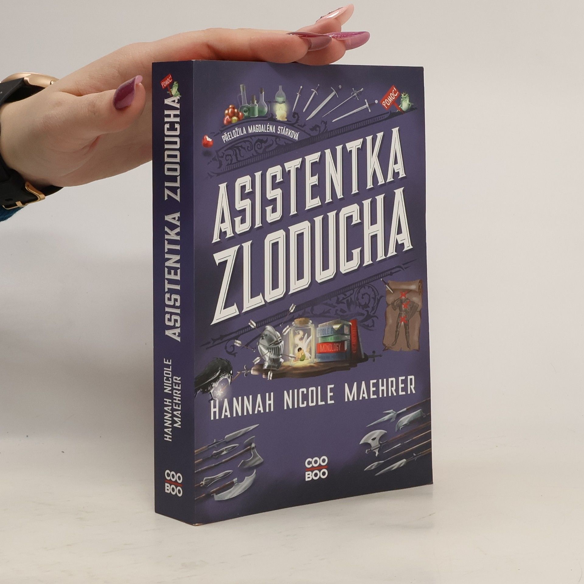 Hannah Nicole Maehrer Asistentka Zloducha