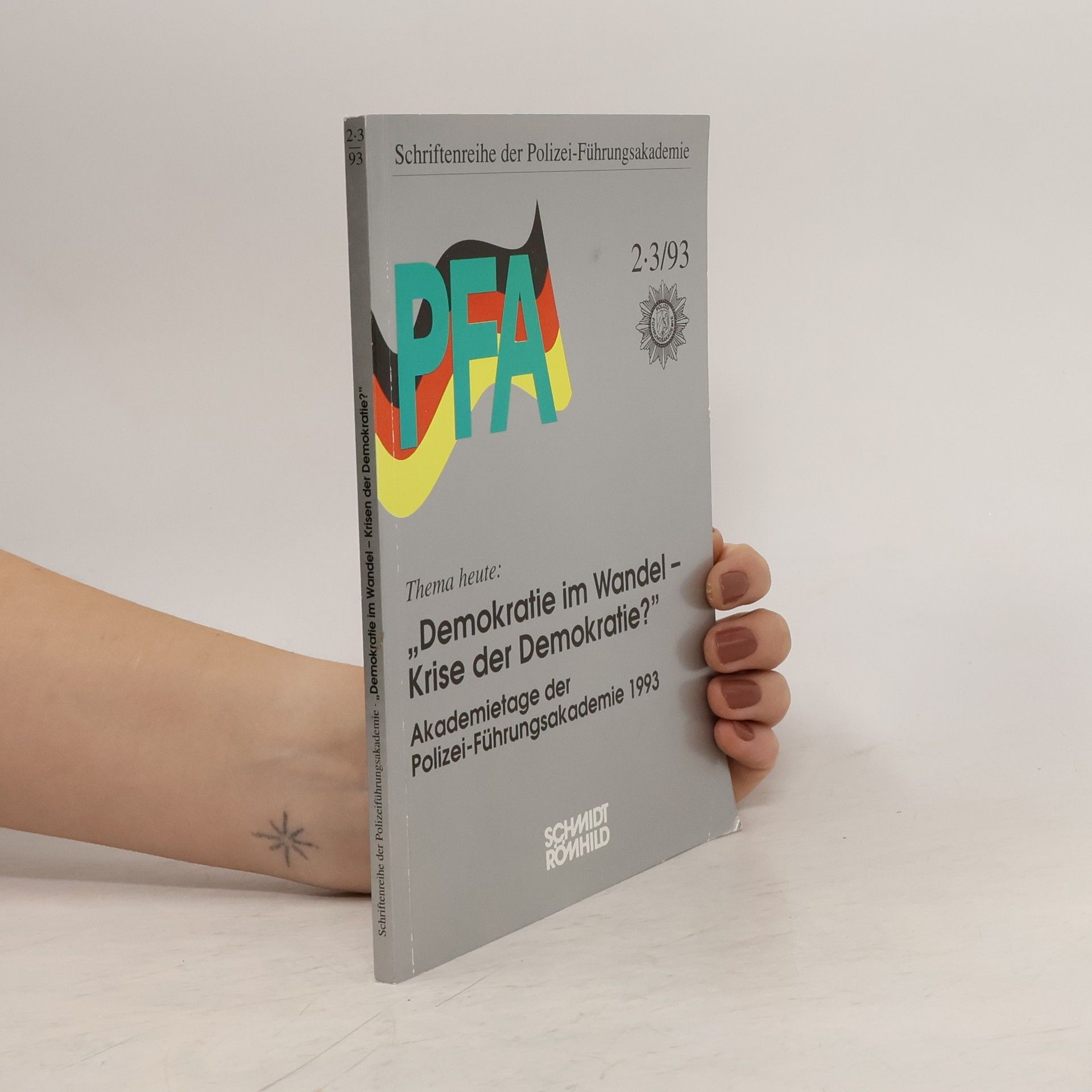 Polizei-Führungsakademie Thema heute: "Demokratie im Wandel - Krise der Demokratie?"