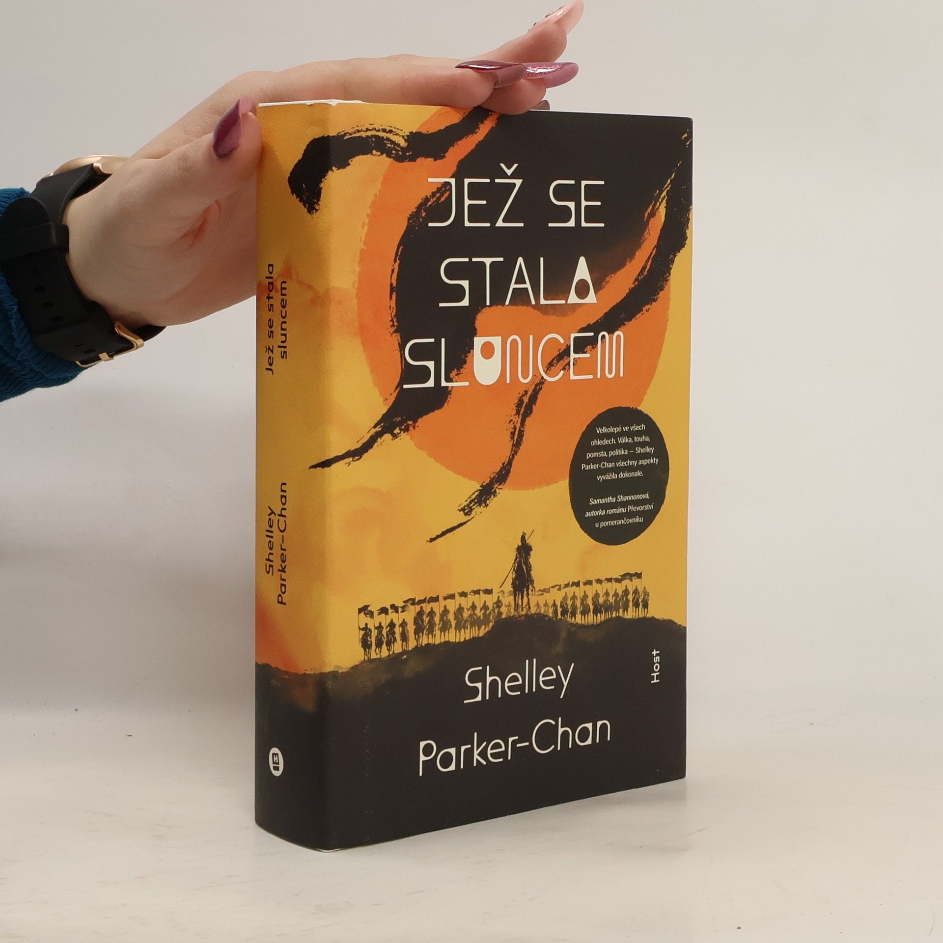 Shelley Parker Chan Jež se stala sluncem