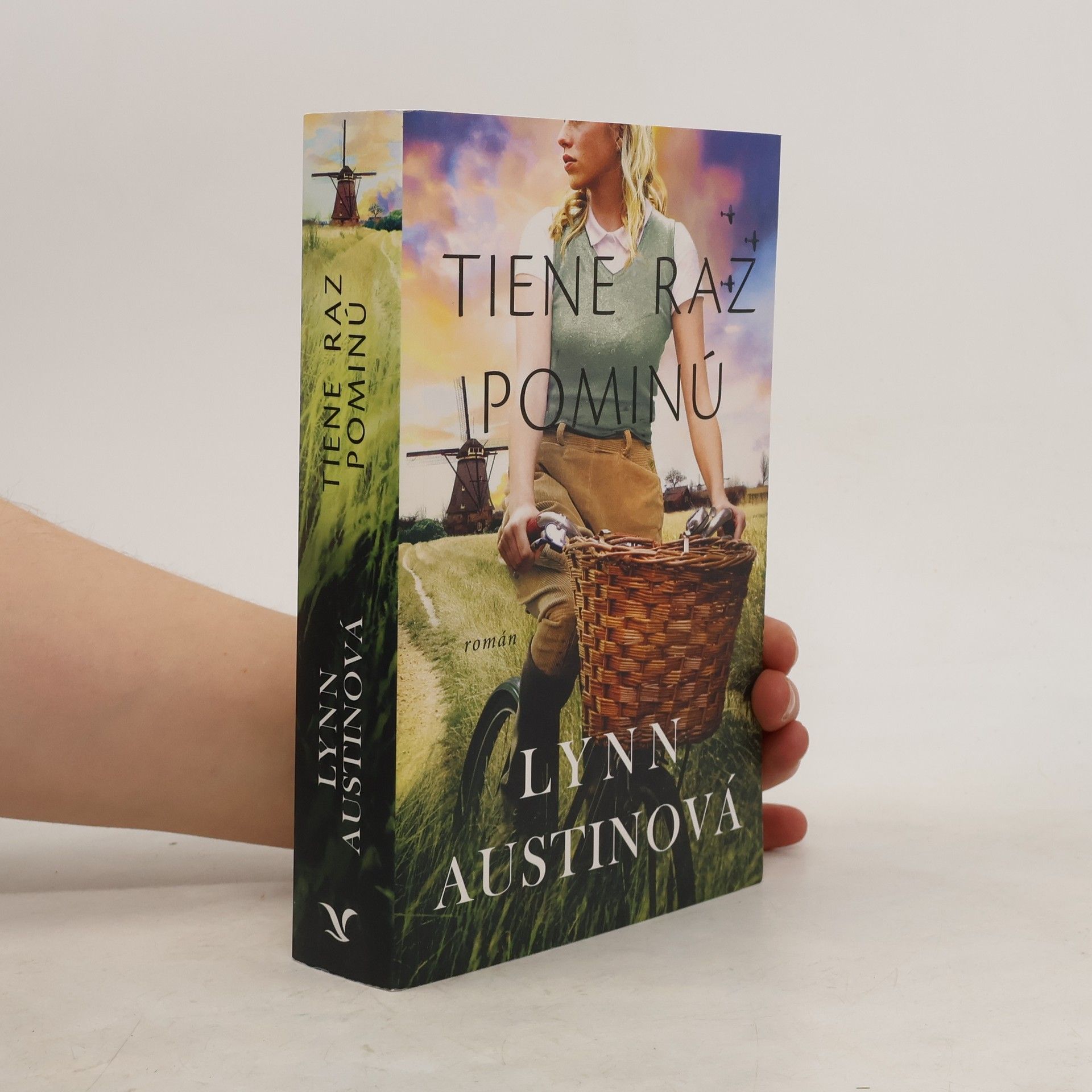 Lynn Austin Tiene raz pominú