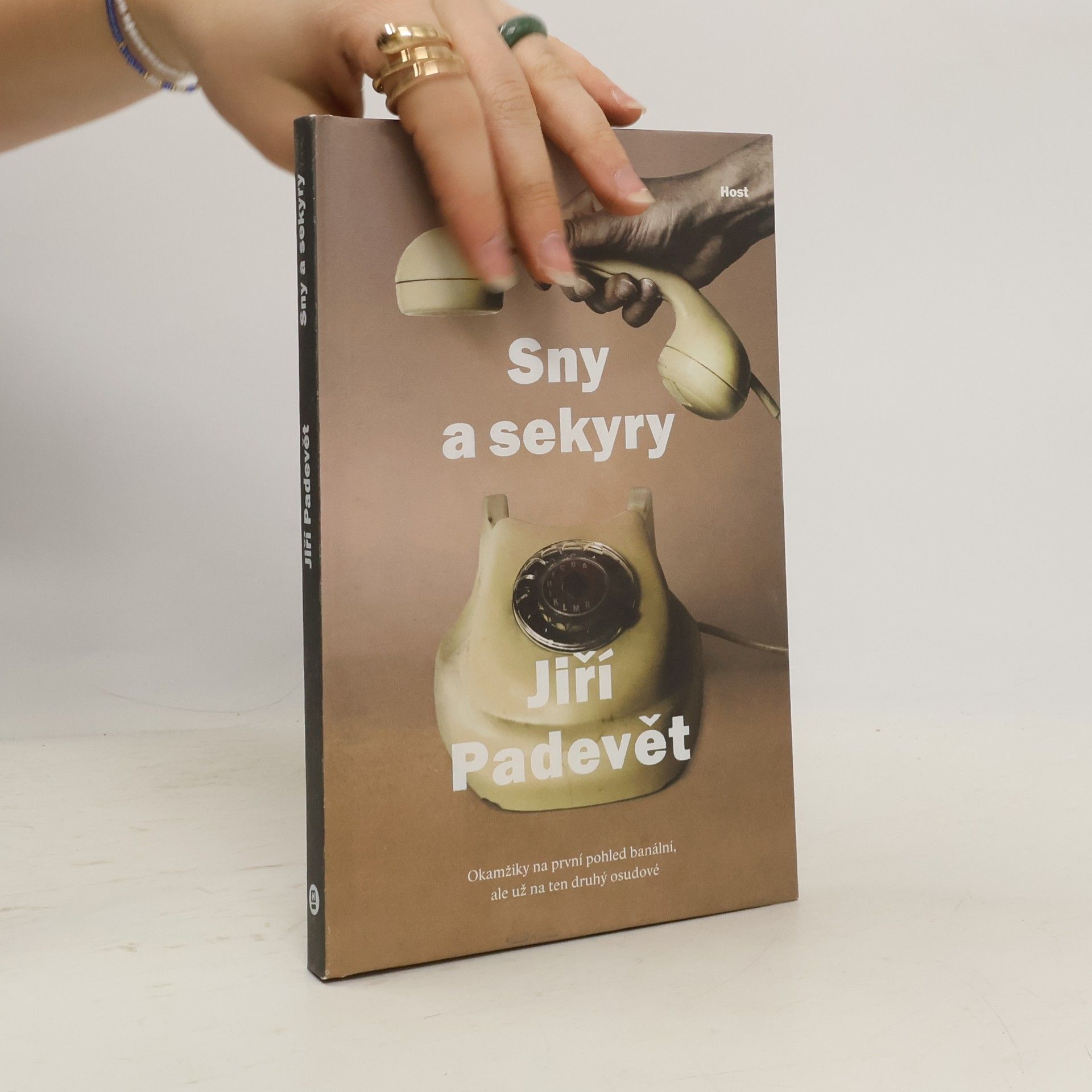 Jiří Padevět Sny a sekyry