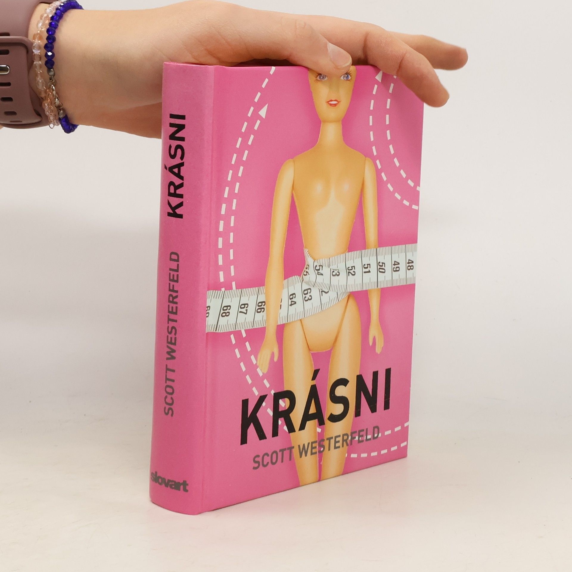 Scott Westerfeld Krásni