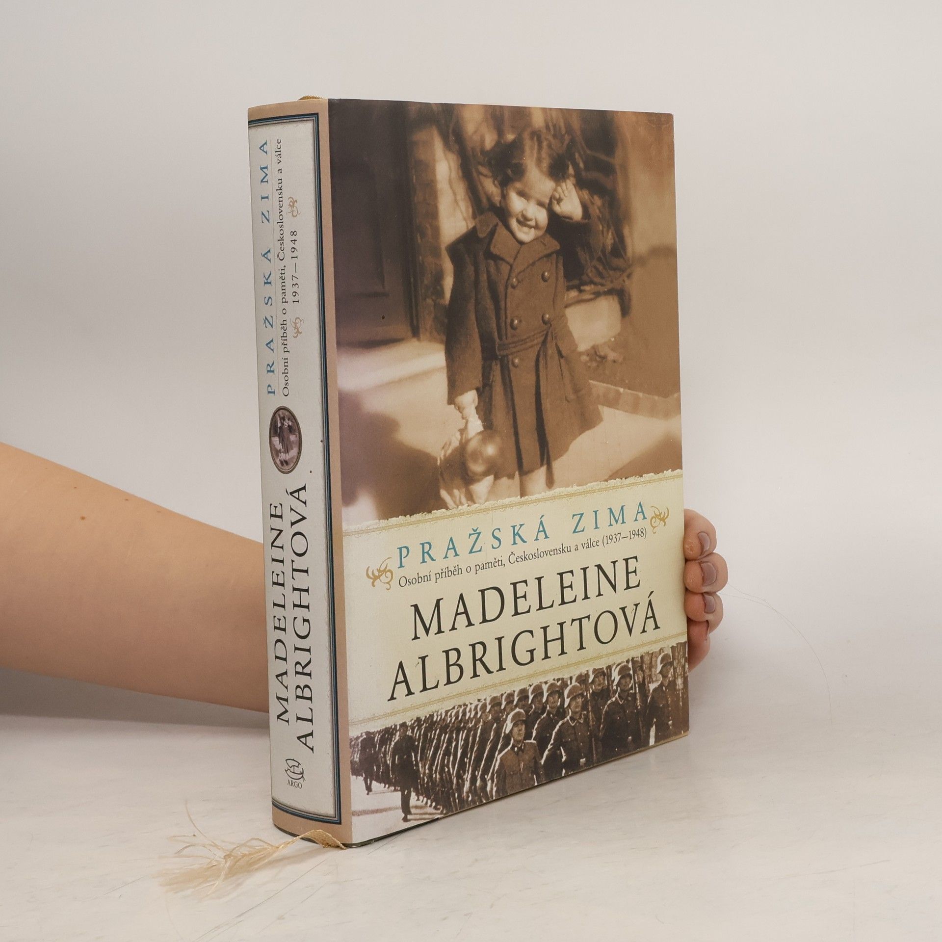 Madeleine Albright Pražská zima