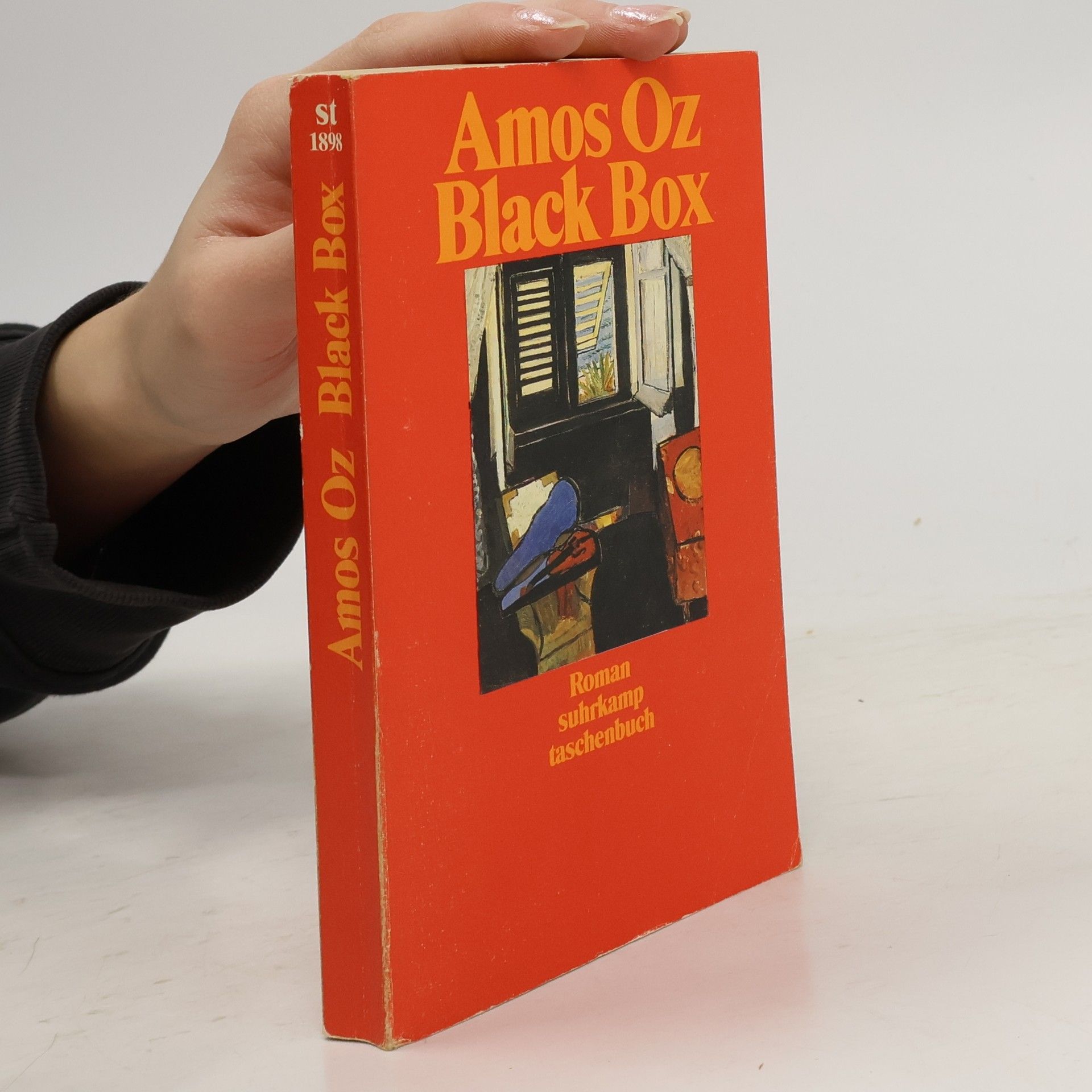 Amos Oz Black box